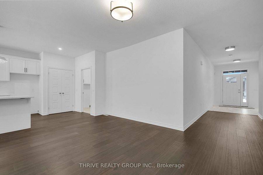 London South, ON N6K 0K2,1080 Upperpoint AVE #35