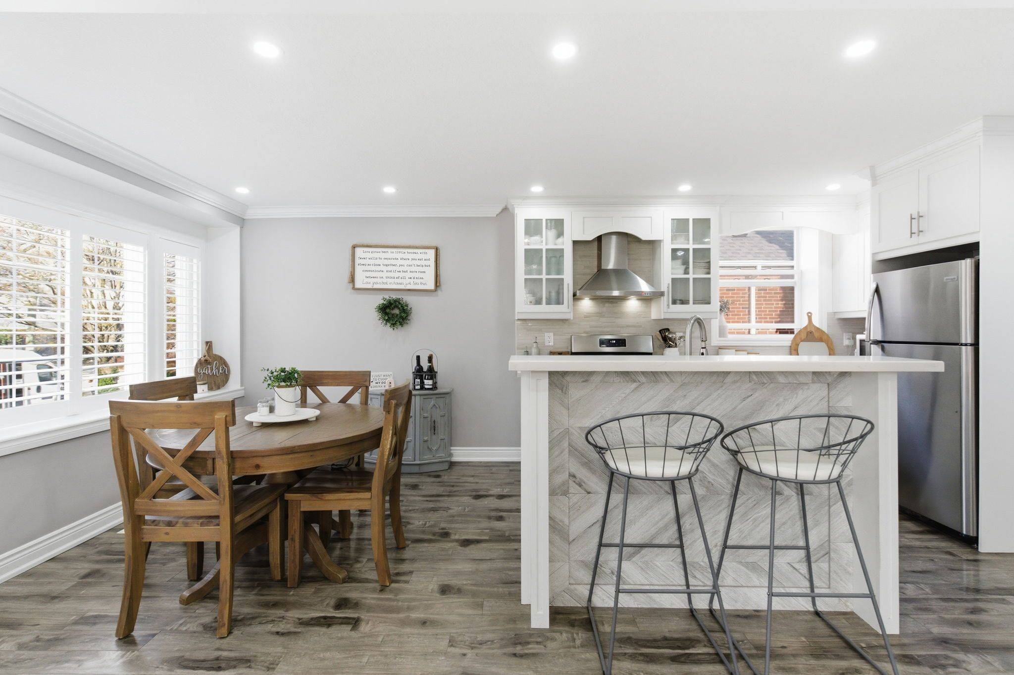 Hamilton, ON L8K 4W1,89 Erin AVE