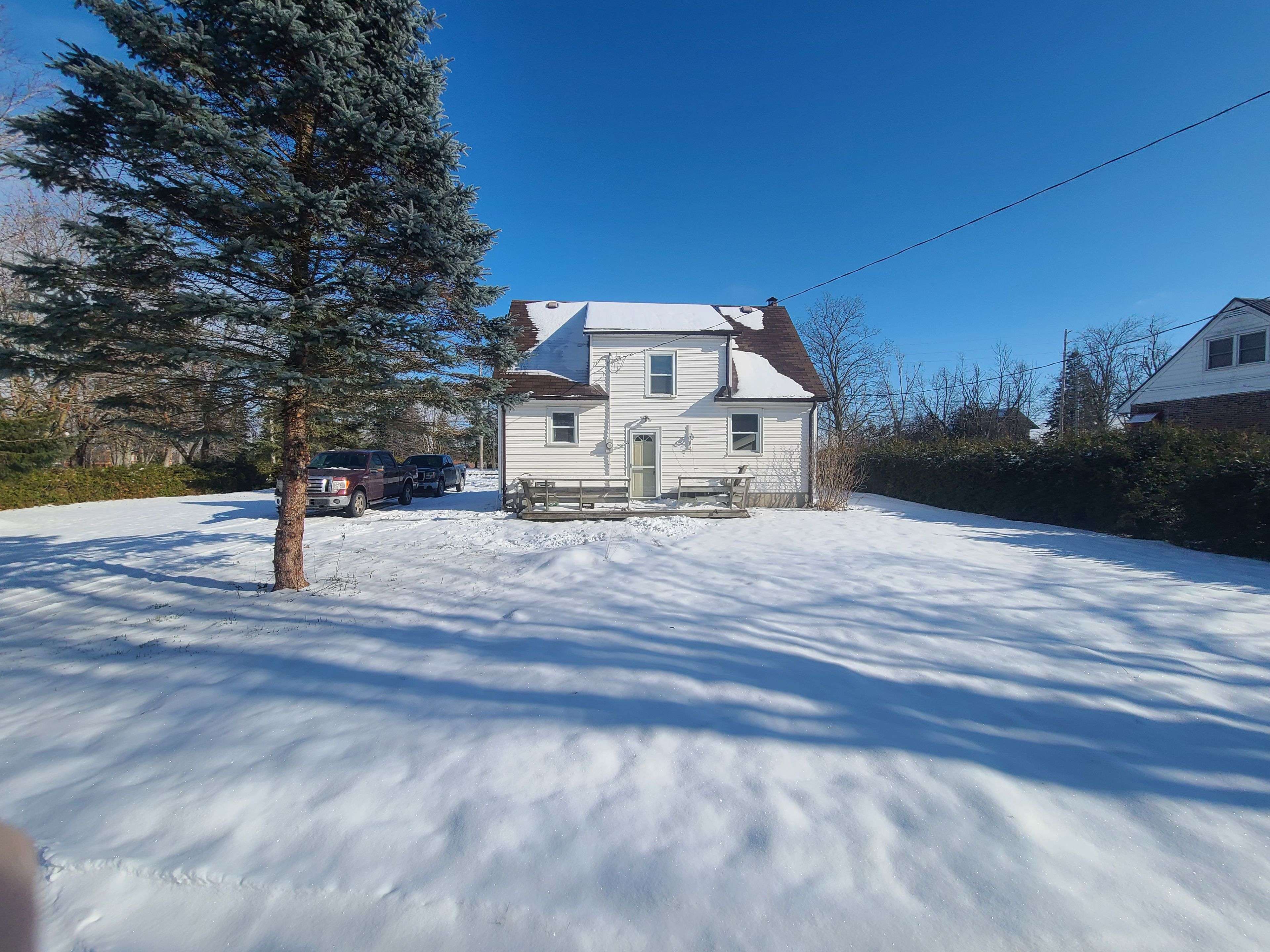 Kawartha Lakes, ON K9V 4R2,229 Angeline ST S