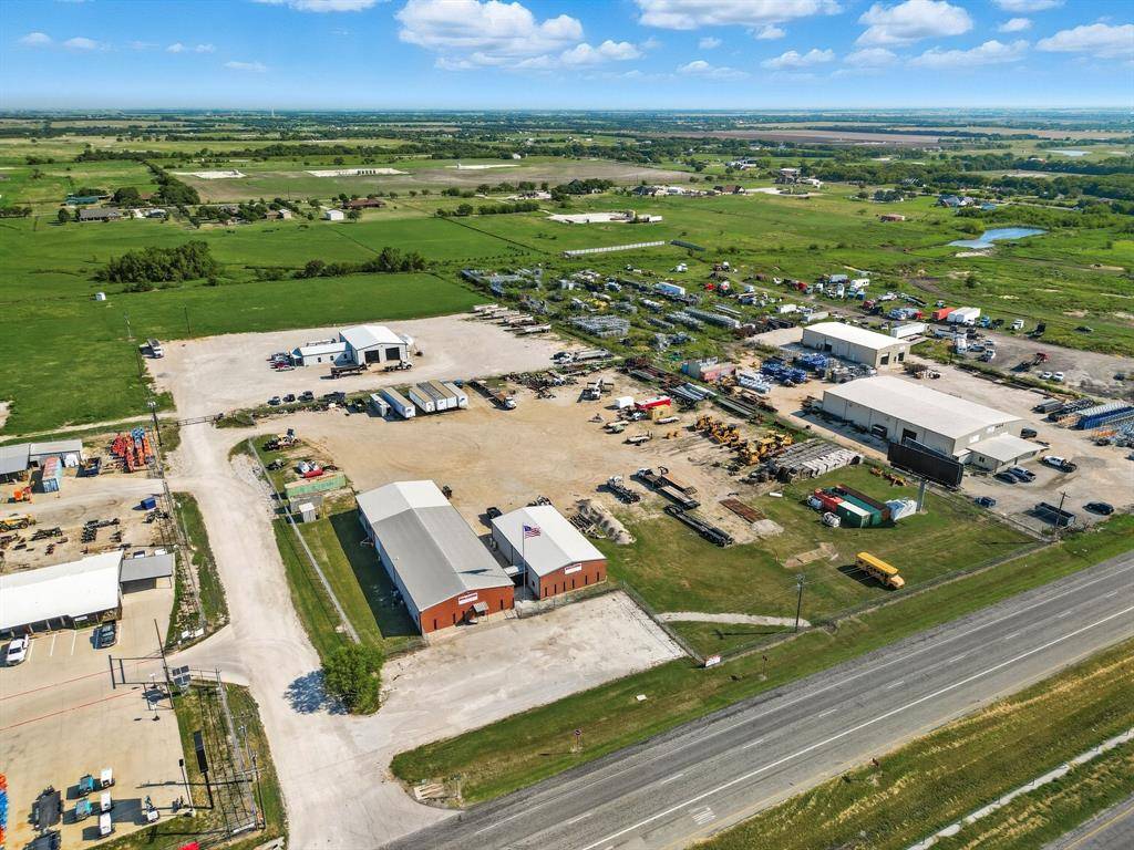 Krum, TX 76249,16410 US Highway 380 W