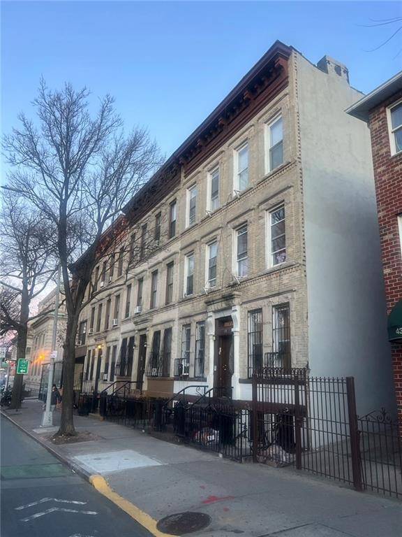 4311 4th AVE, Brooklyn, NY 11232