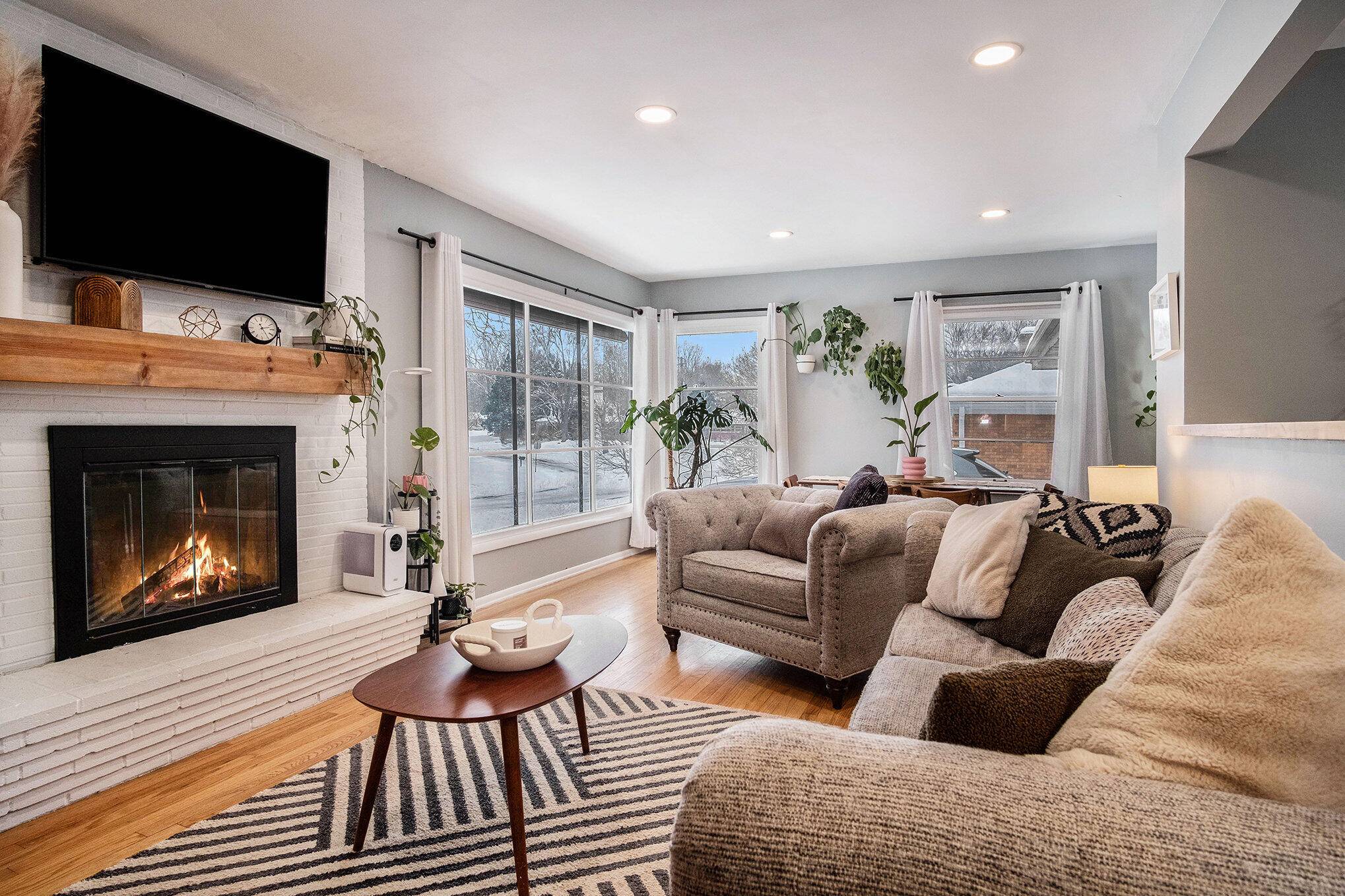 Grand Rapids, MI 49504,2141 Tremont BLVD NW