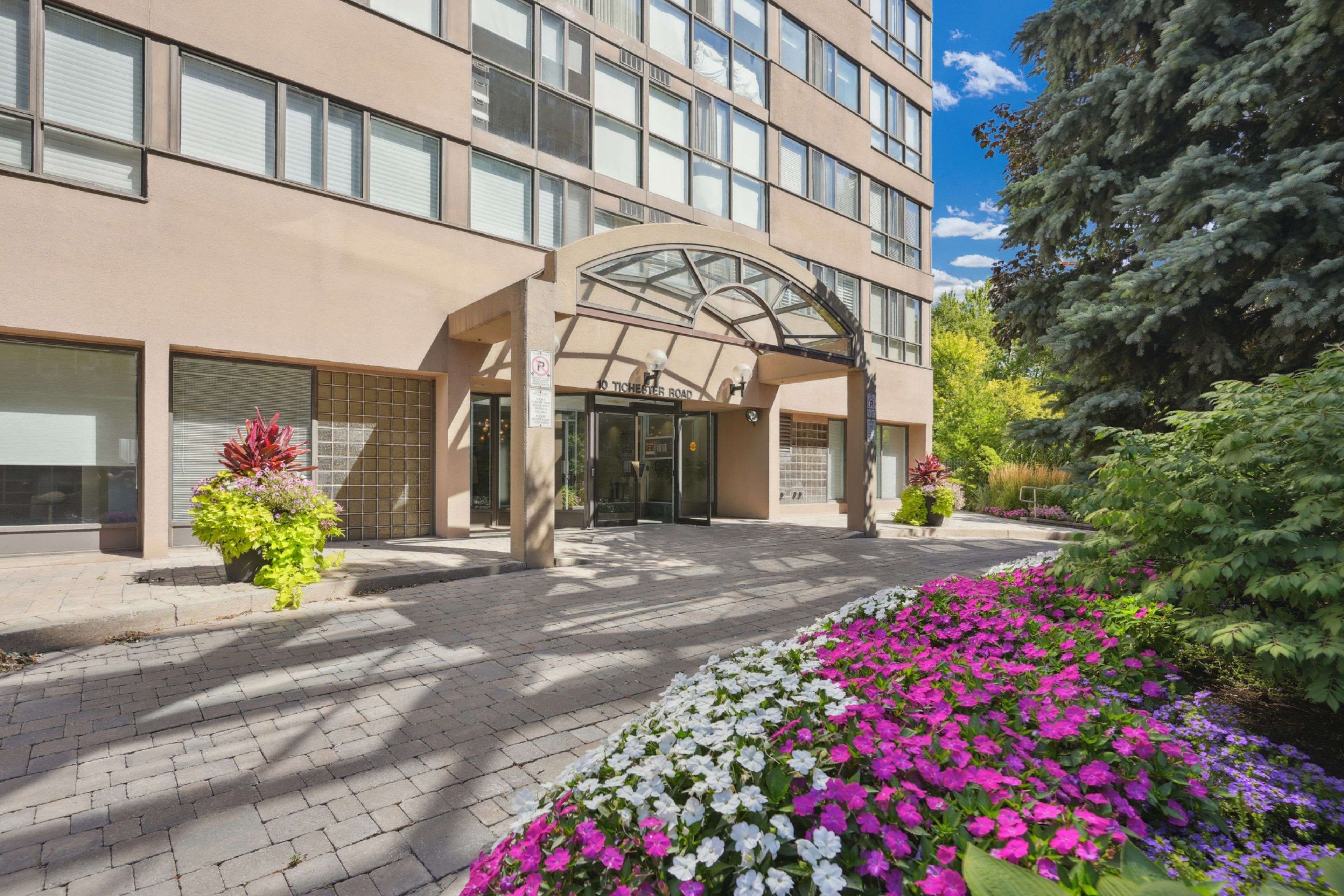 Toronto C03, ON M5P 3M4,10 Tichester RD #501