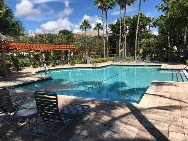 West Palm Beach, FL 33417,4149 N Haverhill Rd #1615