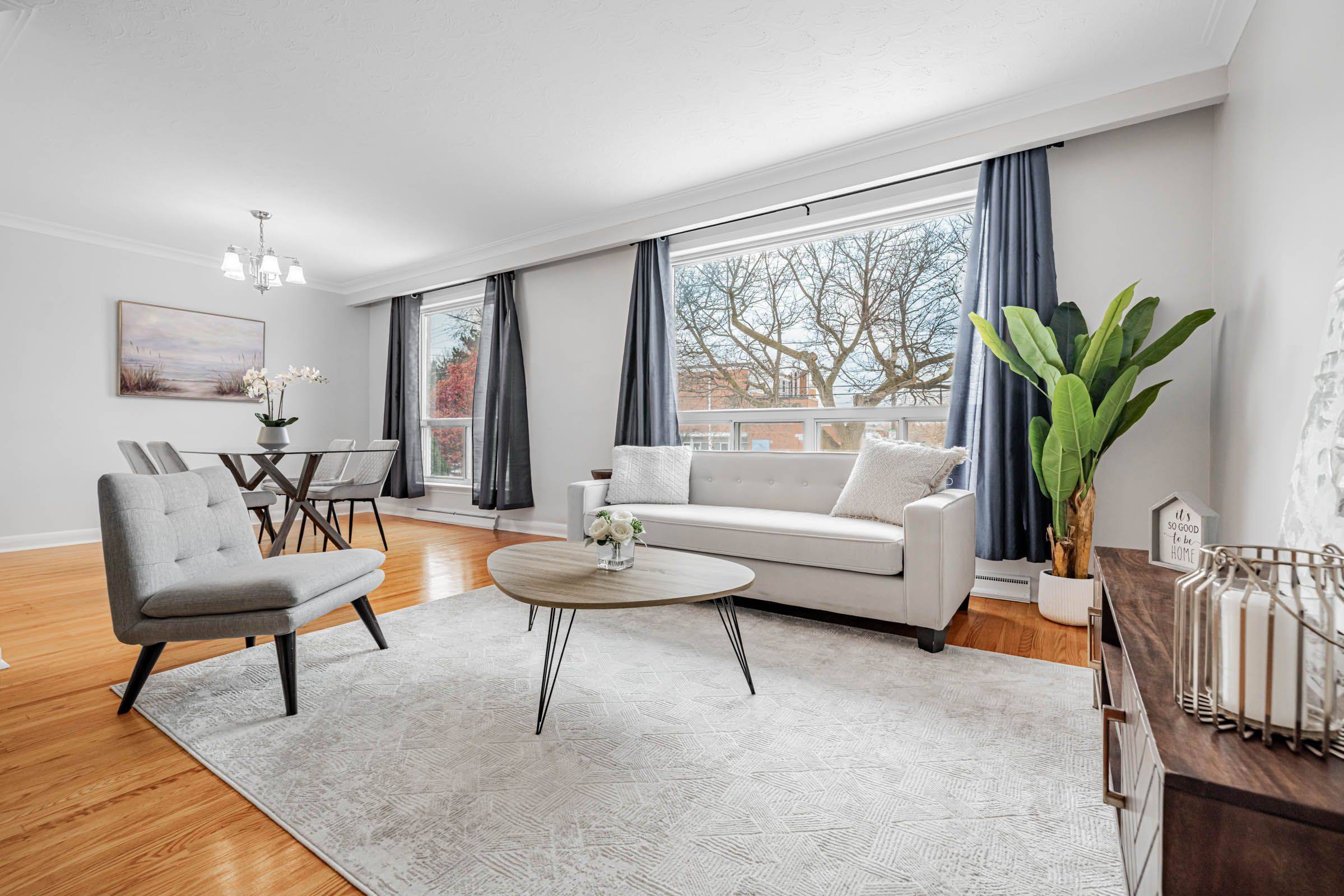 Toronto W04, ON M6A 2R2,57 Highland HL