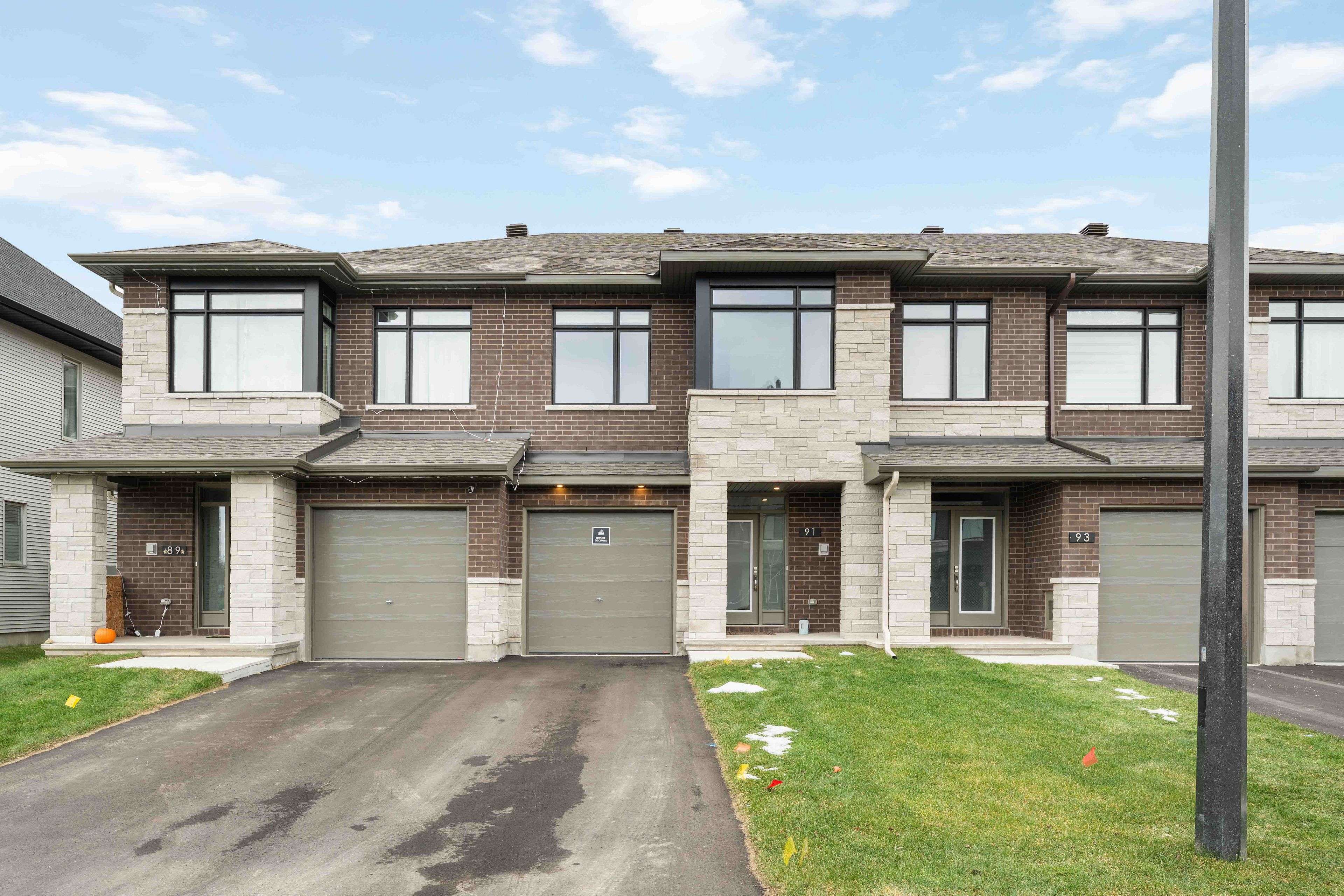 Blossom Park - Airport And Area, ON K1X 0J6,91 GARTERSNAKE WAY