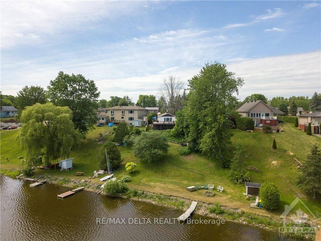 Alfred And Plantagenet, ON K0A 3K0,3641 Principale ST