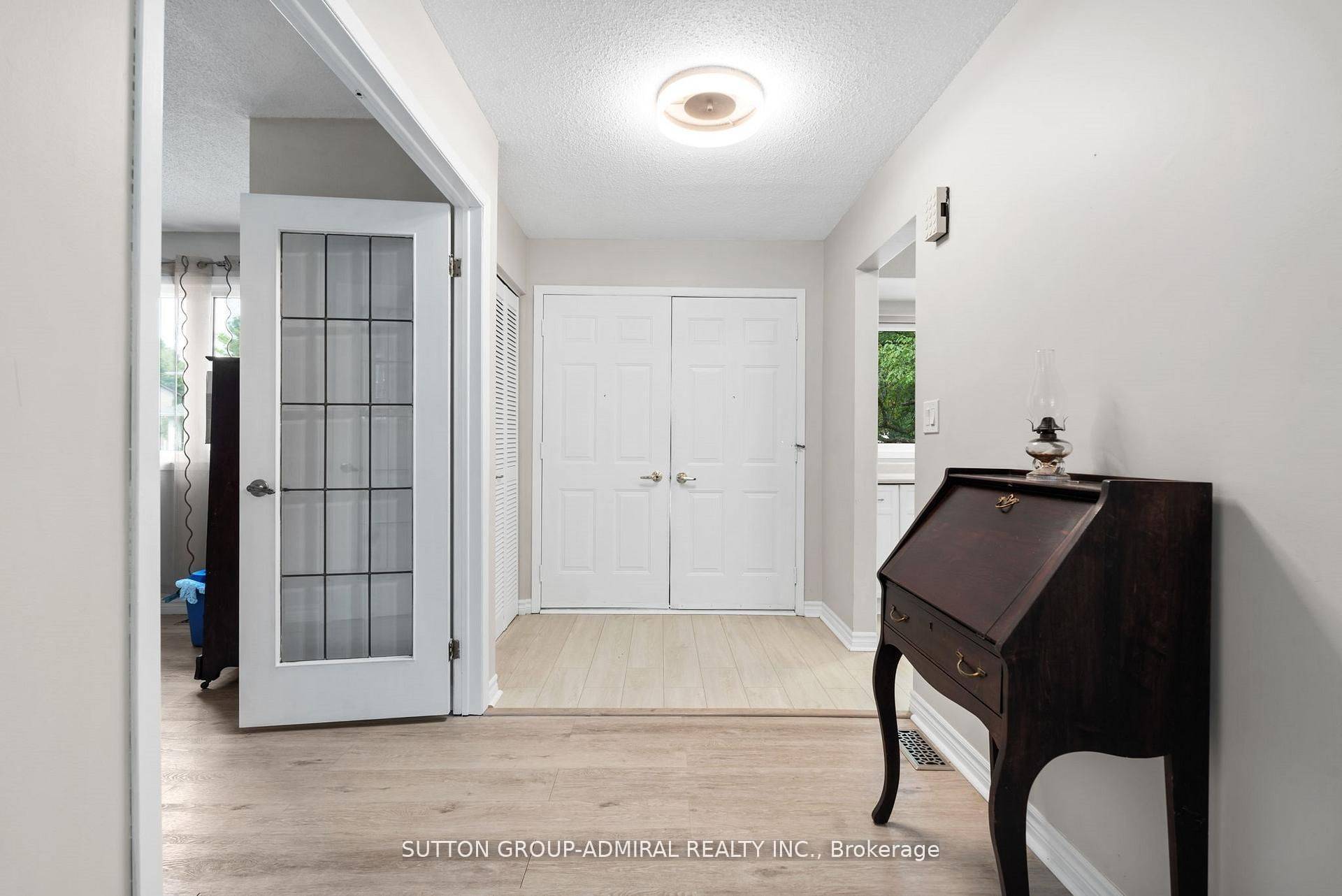 Kingston, ON K7P 1P8,821 Bridle Path CRES