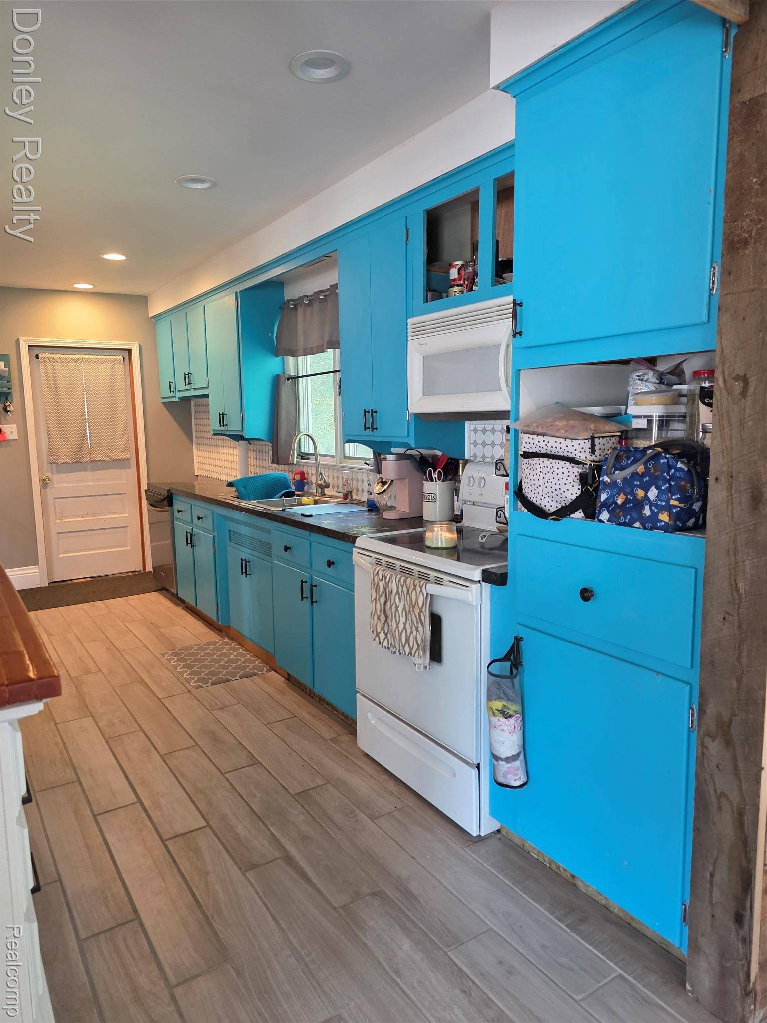 Marlette, MI 48453,3206 Wilson ST