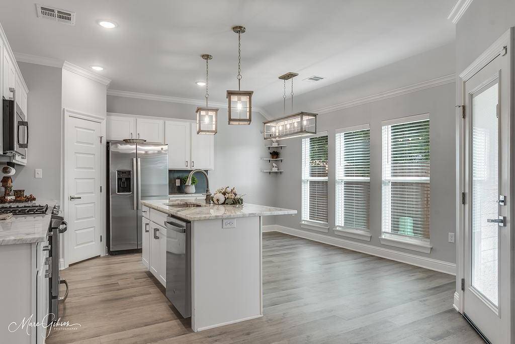 Bossier City, LA 71112,5018 Ames Place