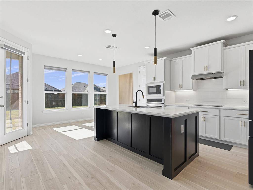 Aubrey, TX 76227,11416 Silver Queen Drive