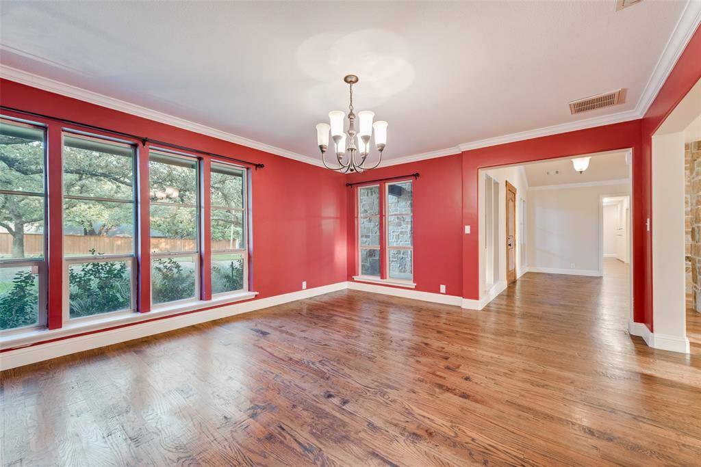 Dallas, TX 75240,14077 Brookridge Drive