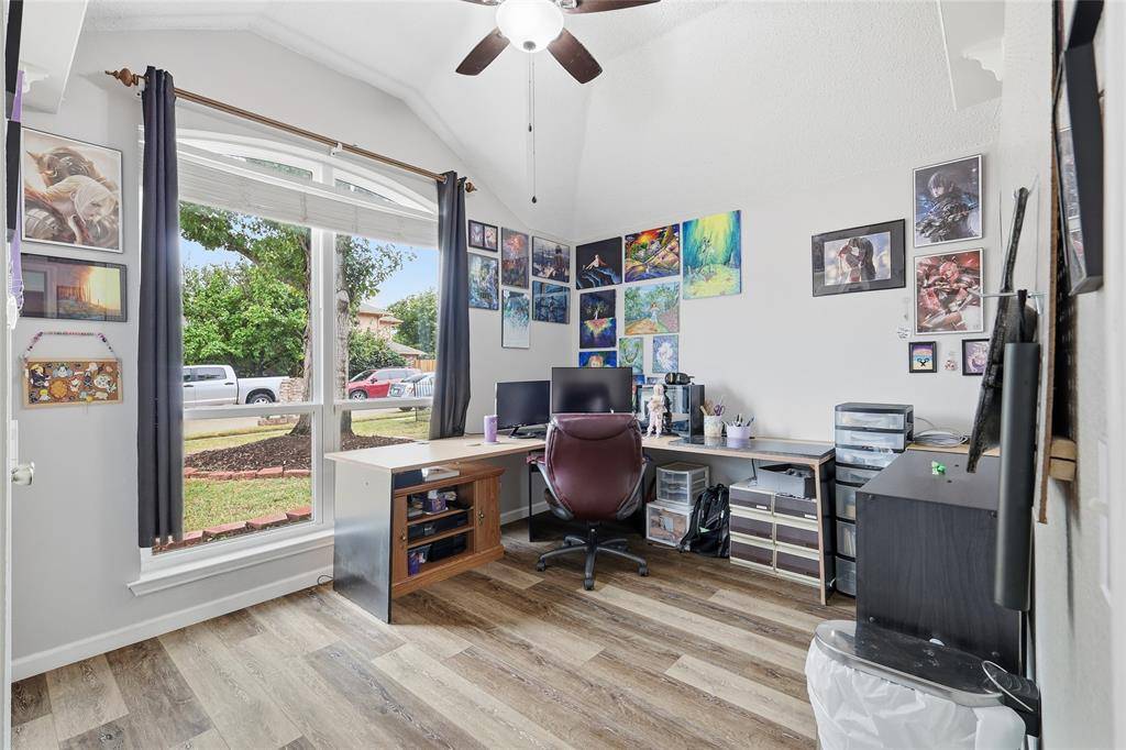 Lake Dallas, TX 75065,763 Winding Oak Bend