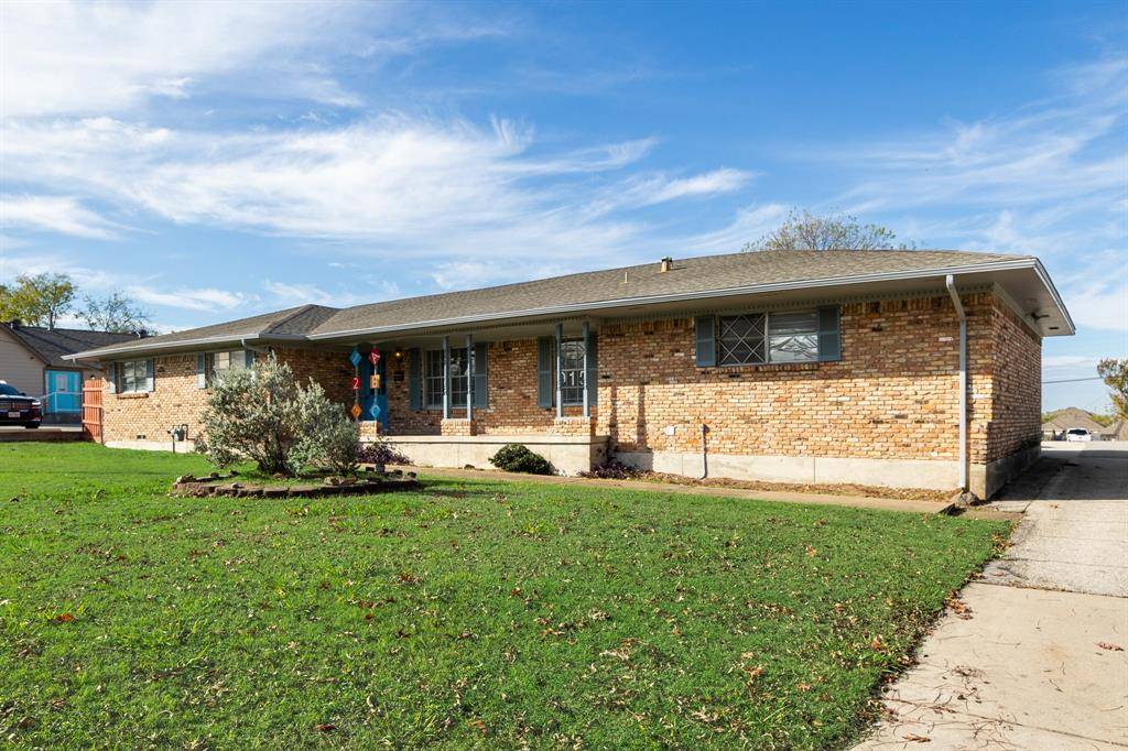 915 N Goliad Street, Rockwall, TX 75087