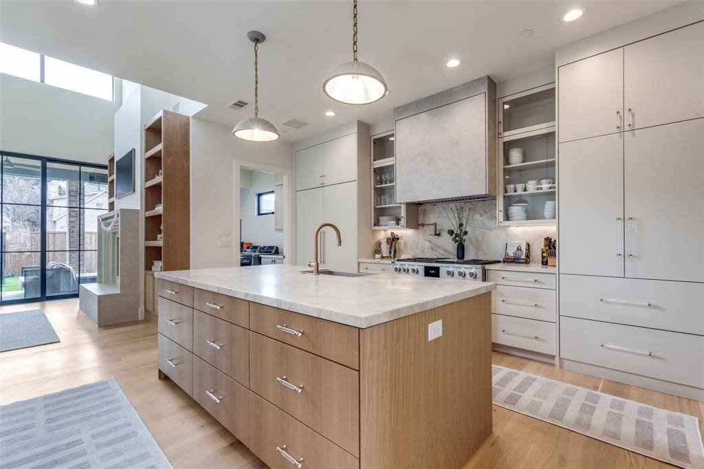 Highland Park, TX 75205,5441 Sewanee Avenue