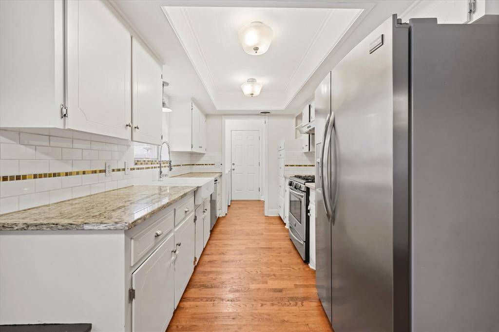 Dallas, TX 75238,10637 Lakemere Drive