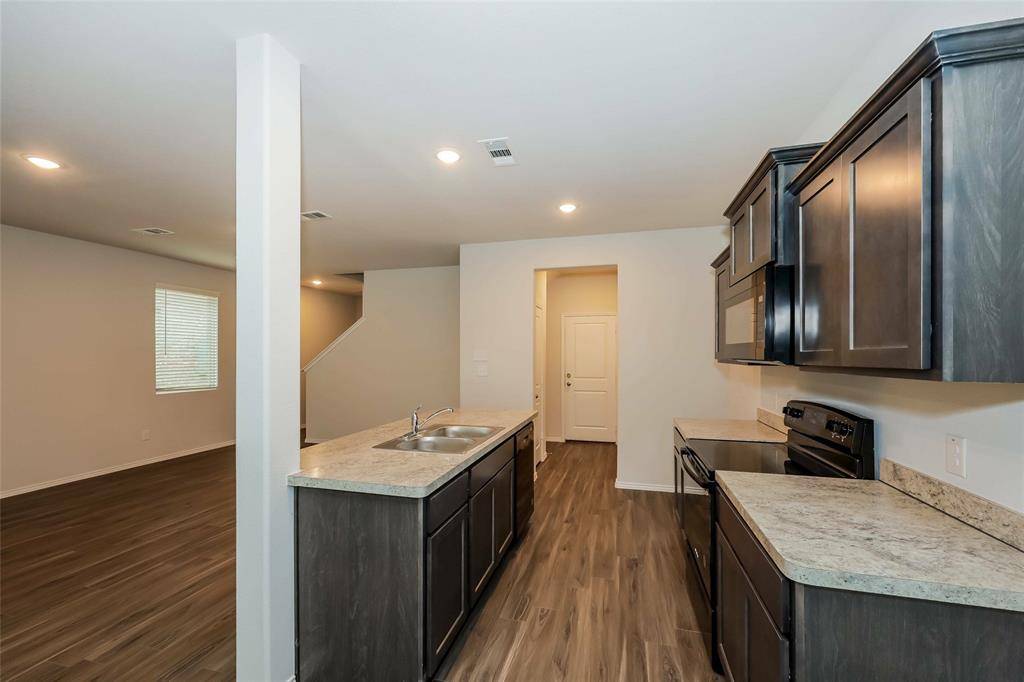 Ennis, TX 75119,1313 Jonah Lane