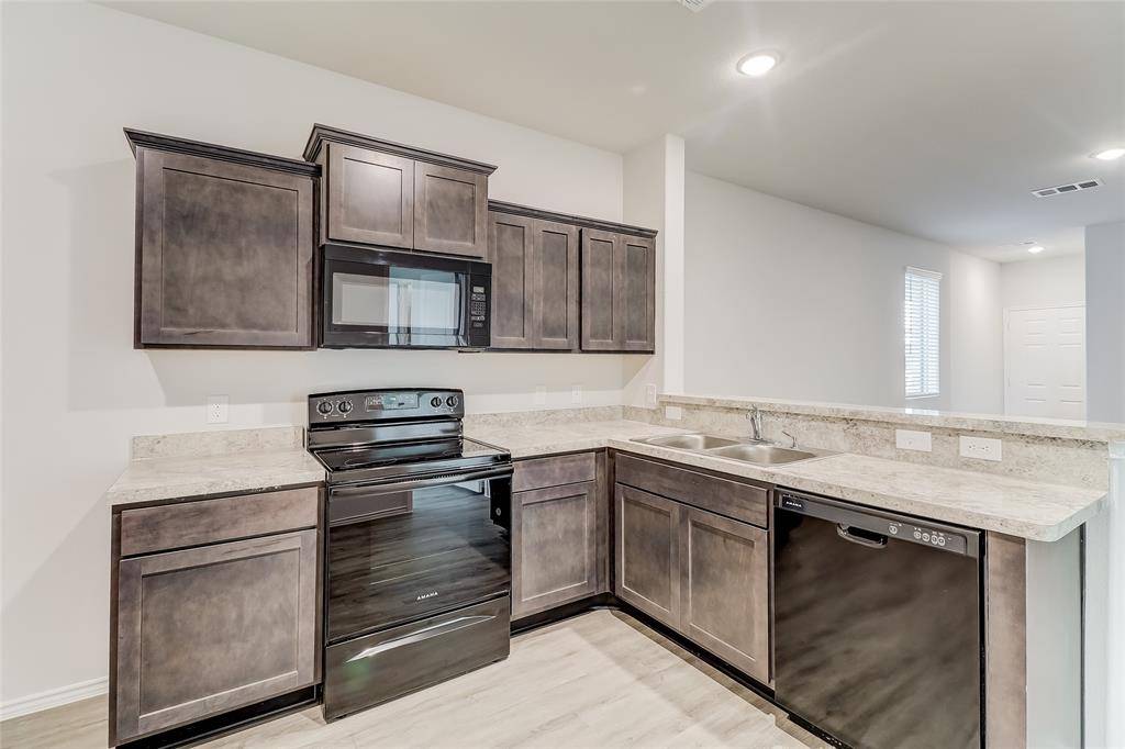 Ennis, TX 75119,1308 Ester Lane