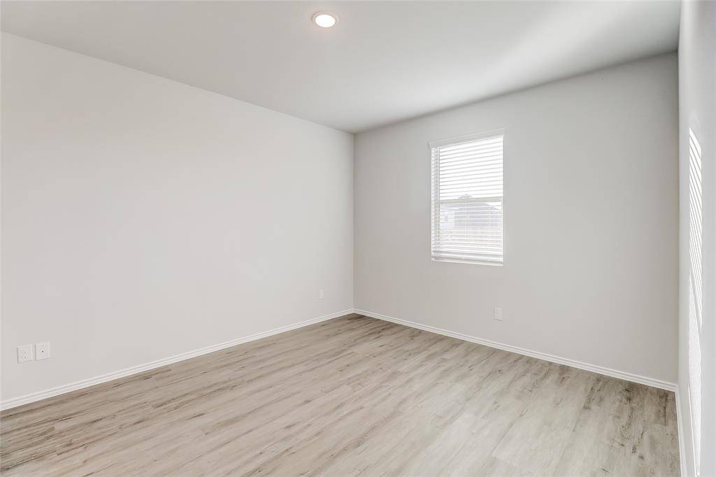 Ennis, TX 75119,1413 Ester Lane