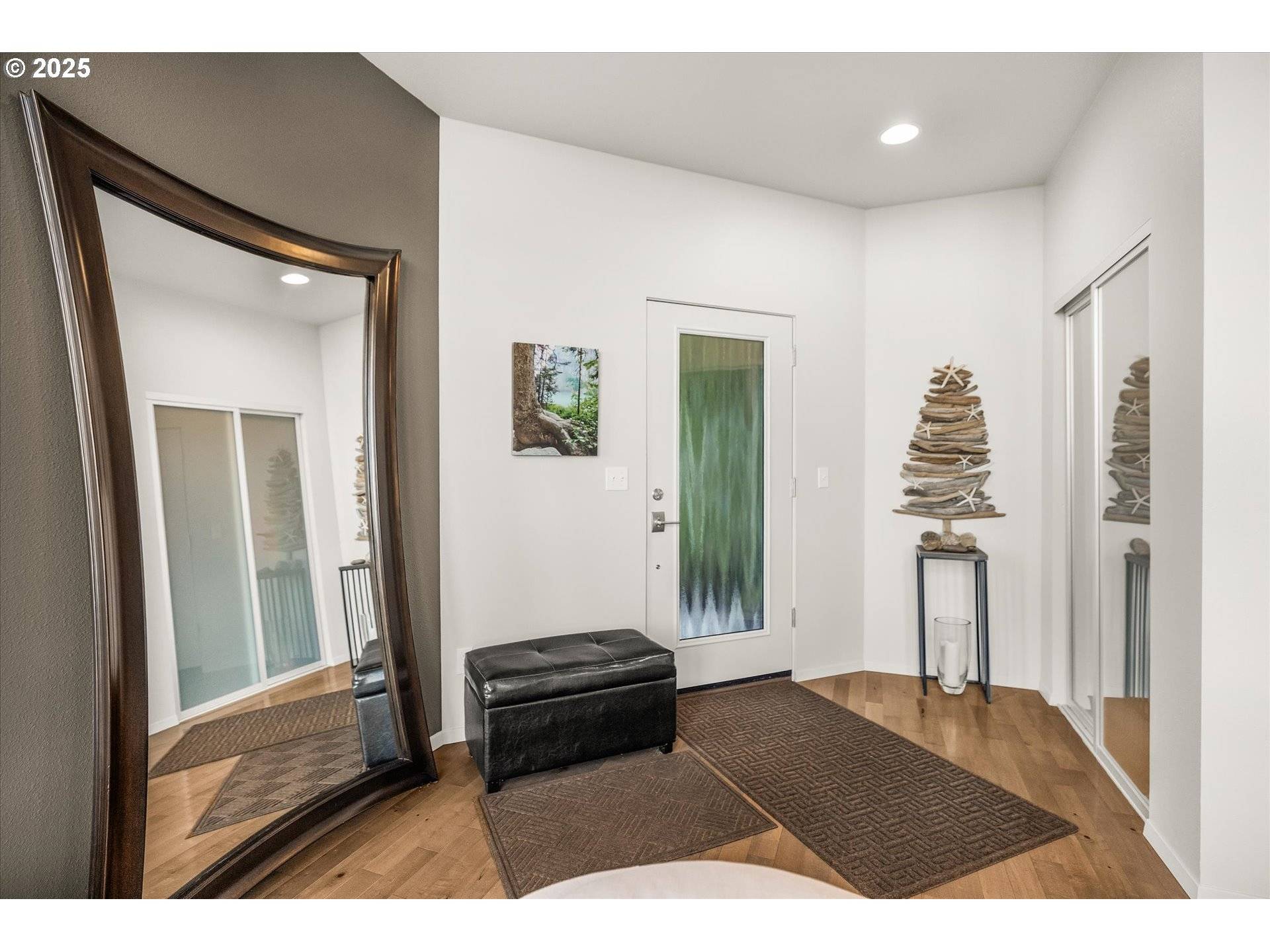 Yachats, OR 97498,121 GREENHILL DR