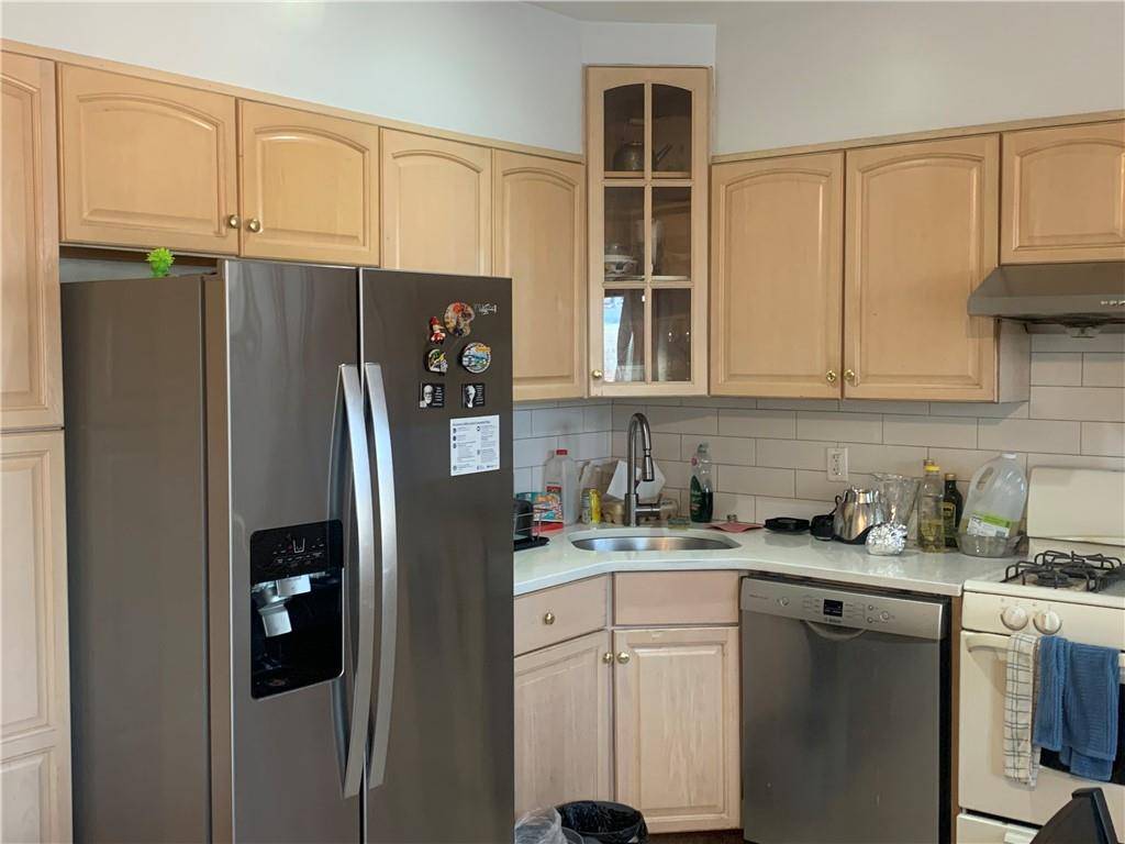 Brooklyn, NY 11223,86 Avenue S