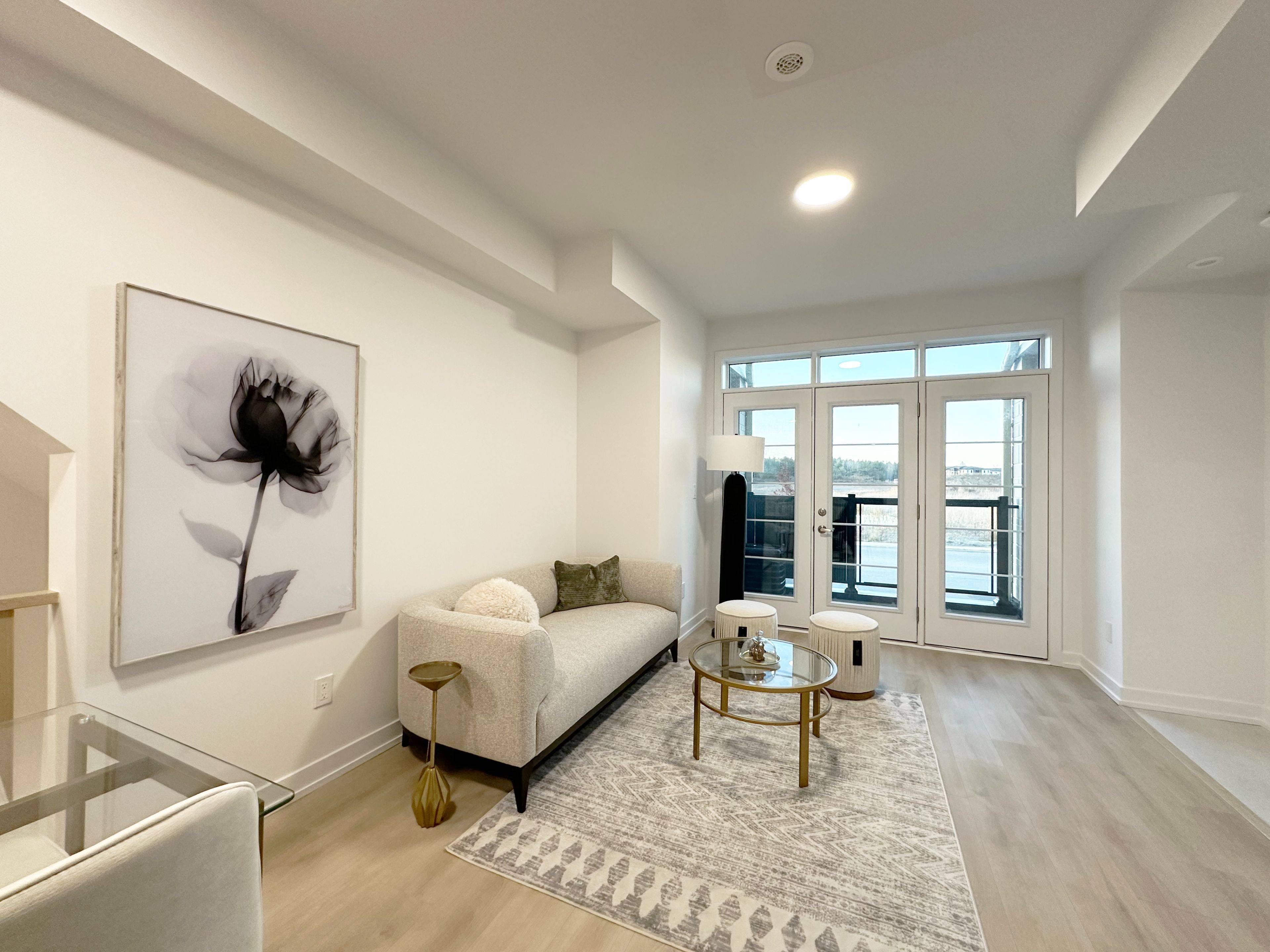 Pickering, ON L1X 0R3,1655 Palmers Sawmill RD #114