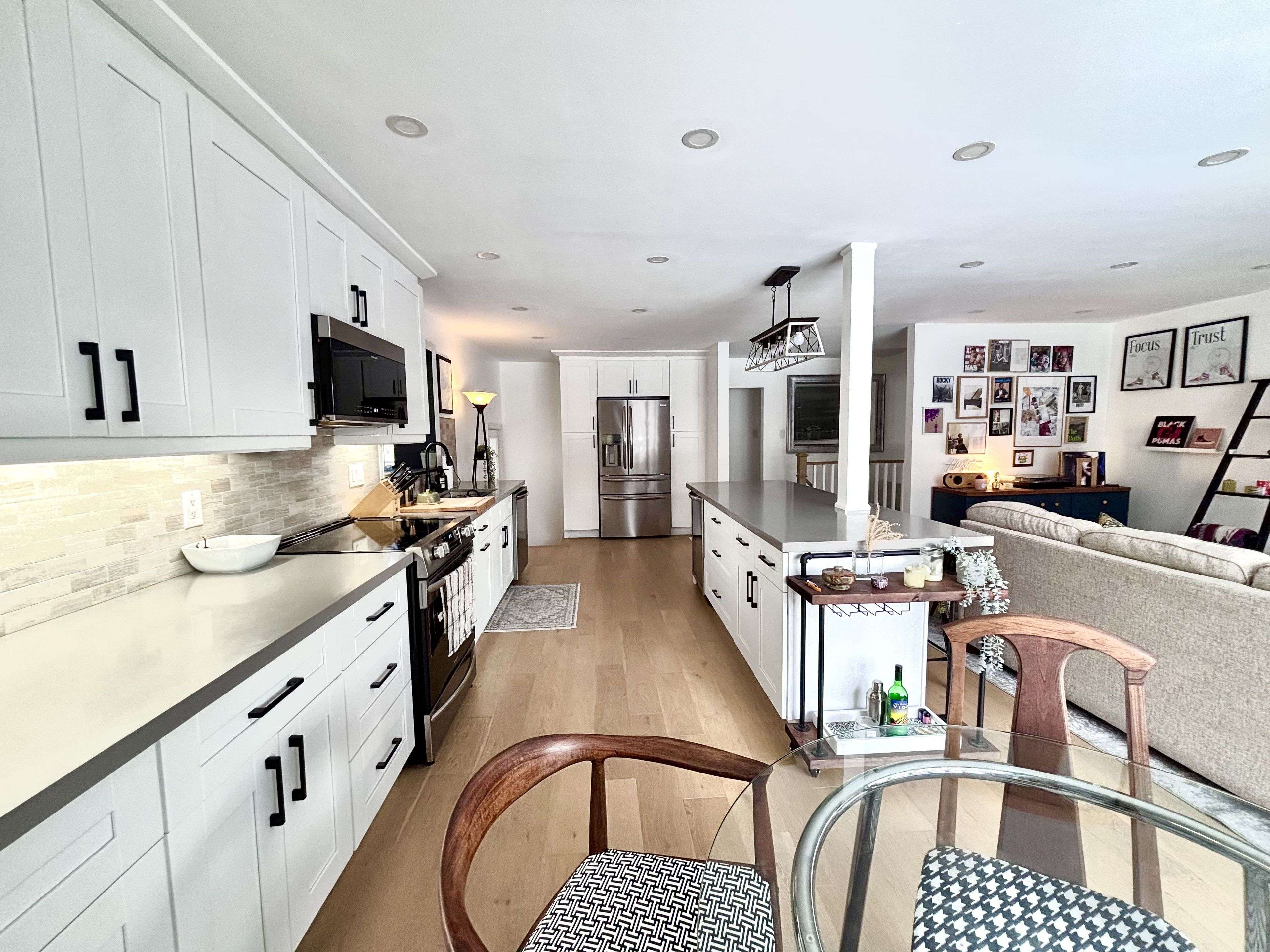 Toronto E08, ON M1E 1H2,12 Wythenshawe Wood