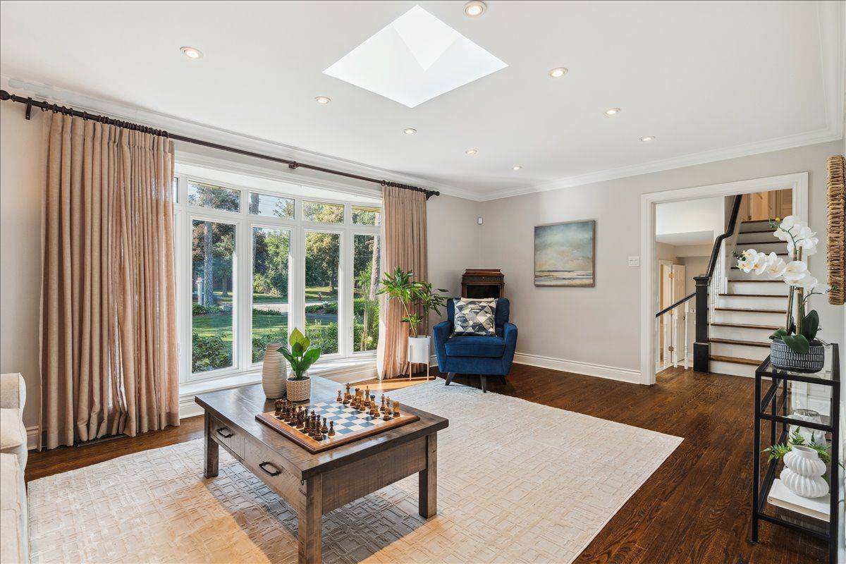 Mississauga, ON L5H 1S6,1424 Indian RD