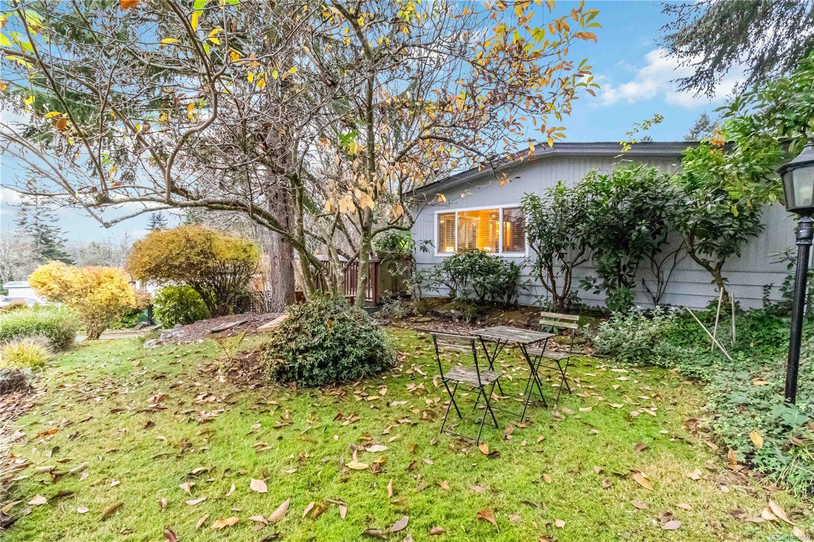 Sooke, BC V9Z 0G2,5838 Blythwood Rd #4