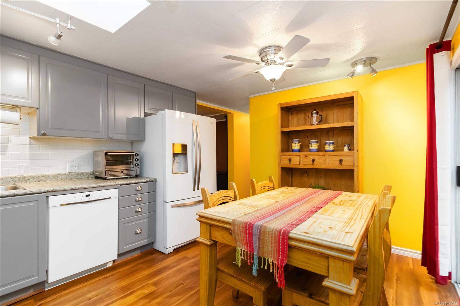 Sooke, BC V9Z 0G2,5838 Blythwood Rd #4