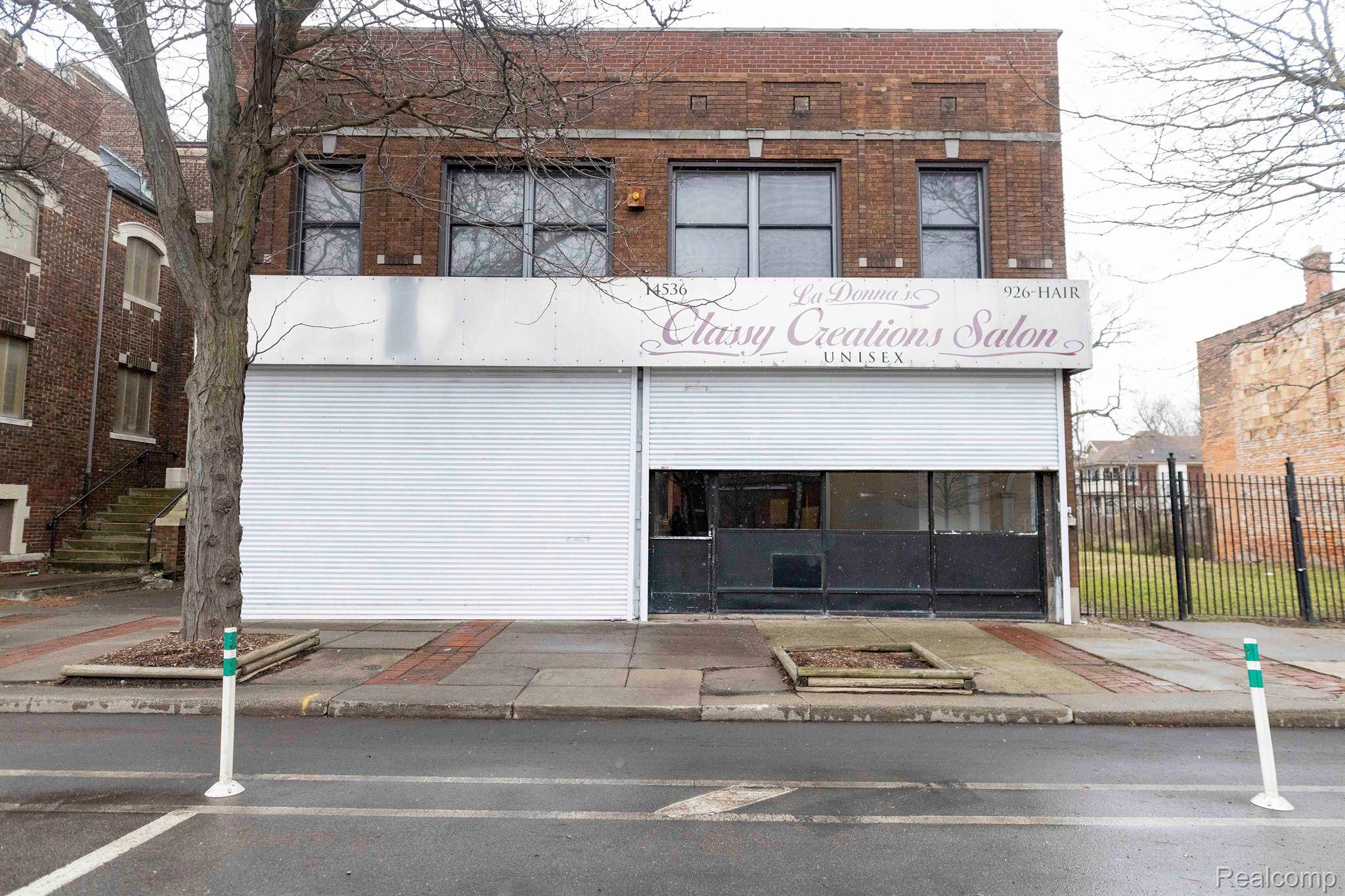 Detroit, MI 48215,14536 E JEFFERSON AVE