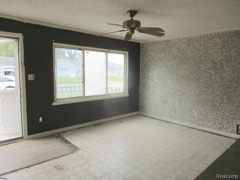 Roseville, MI 48066,26140 Nagel ST