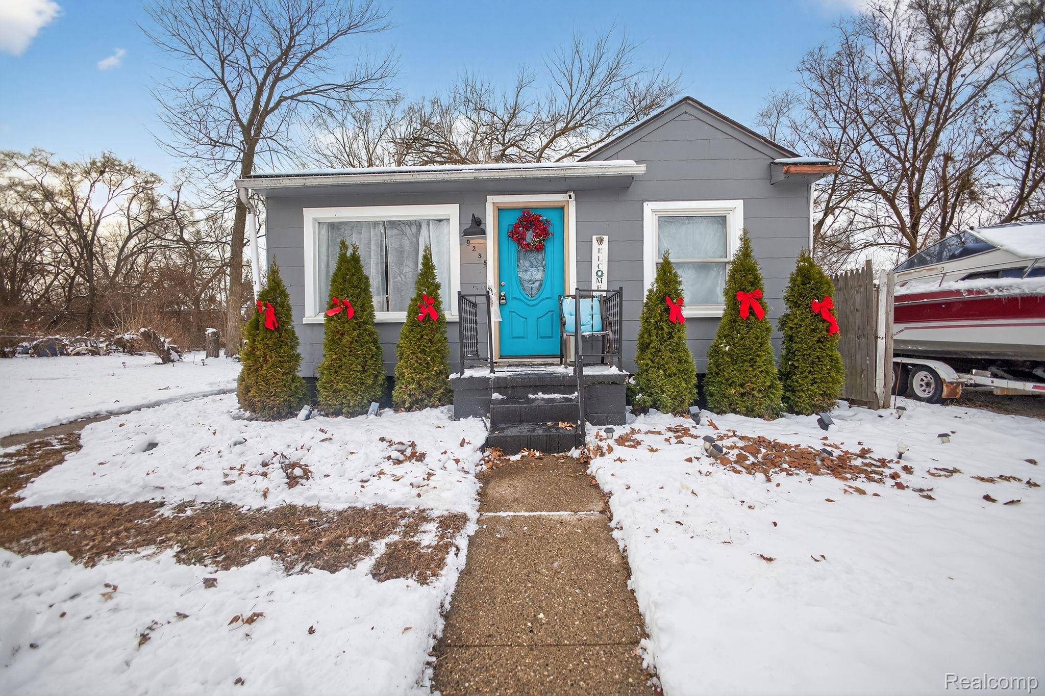 Detroit, MI 48221,20235 Prairie ST