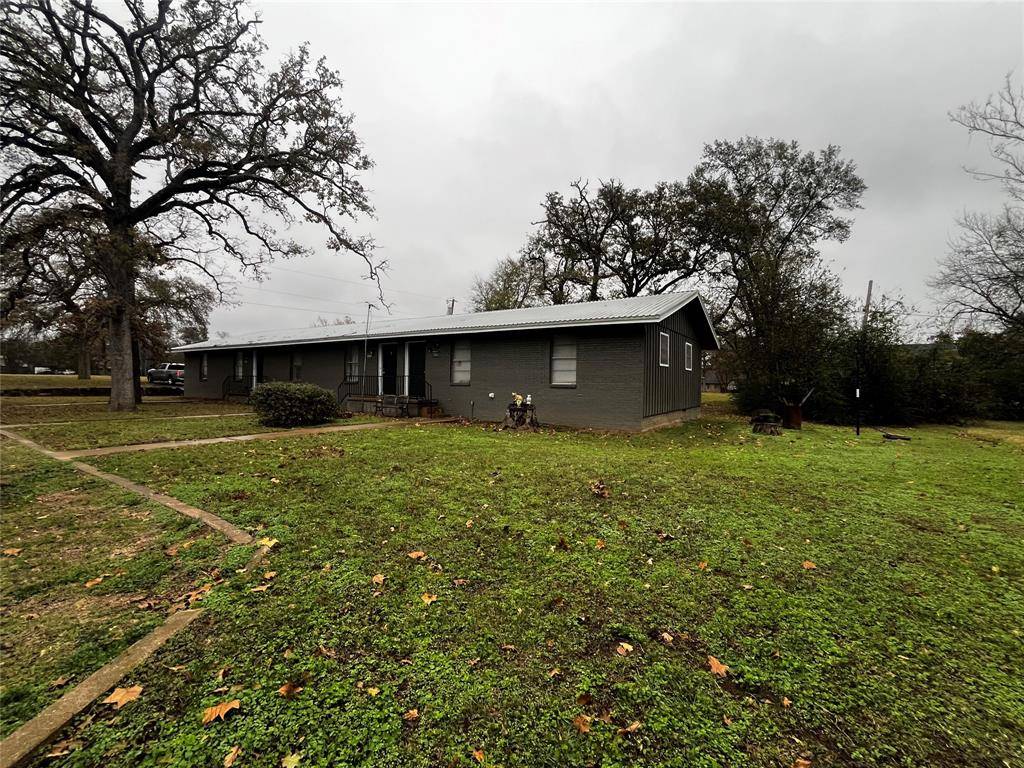 Grand Saline, TX 75140,622 N Main Street