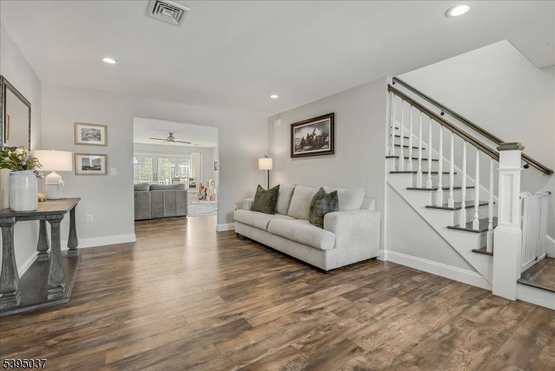 Little Falls Twp., NJ 07424,35 Hughes Pl