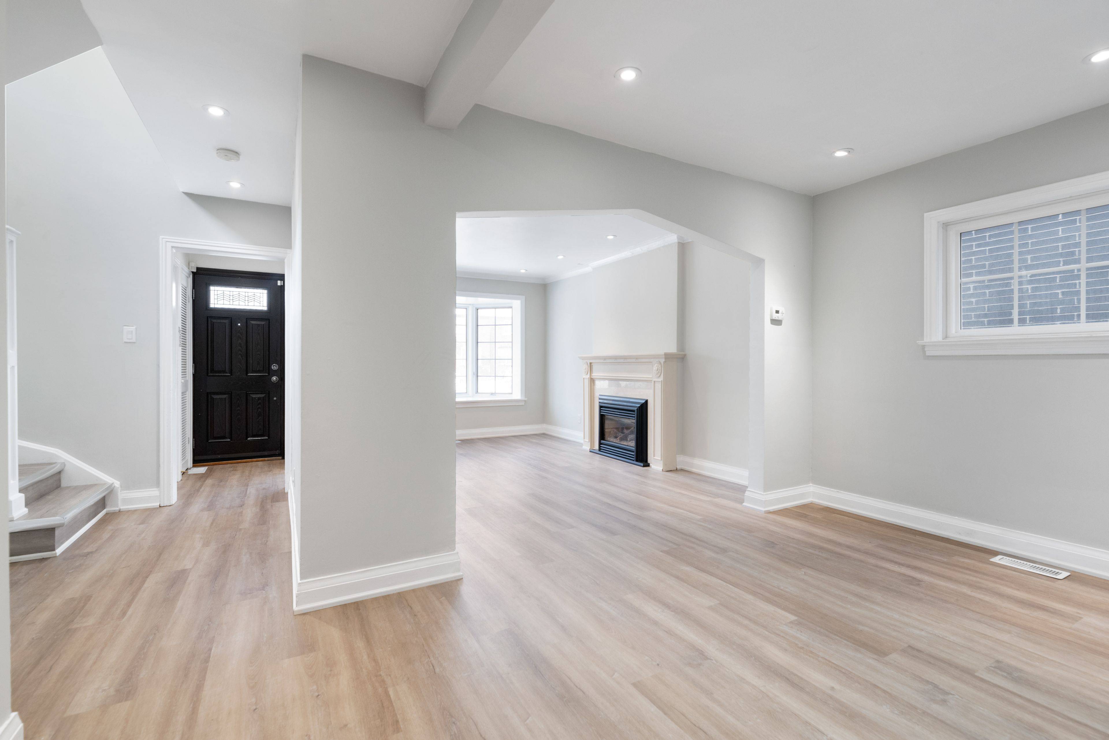 Toronto C11, ON M4G 3Y1,349 Laird DR