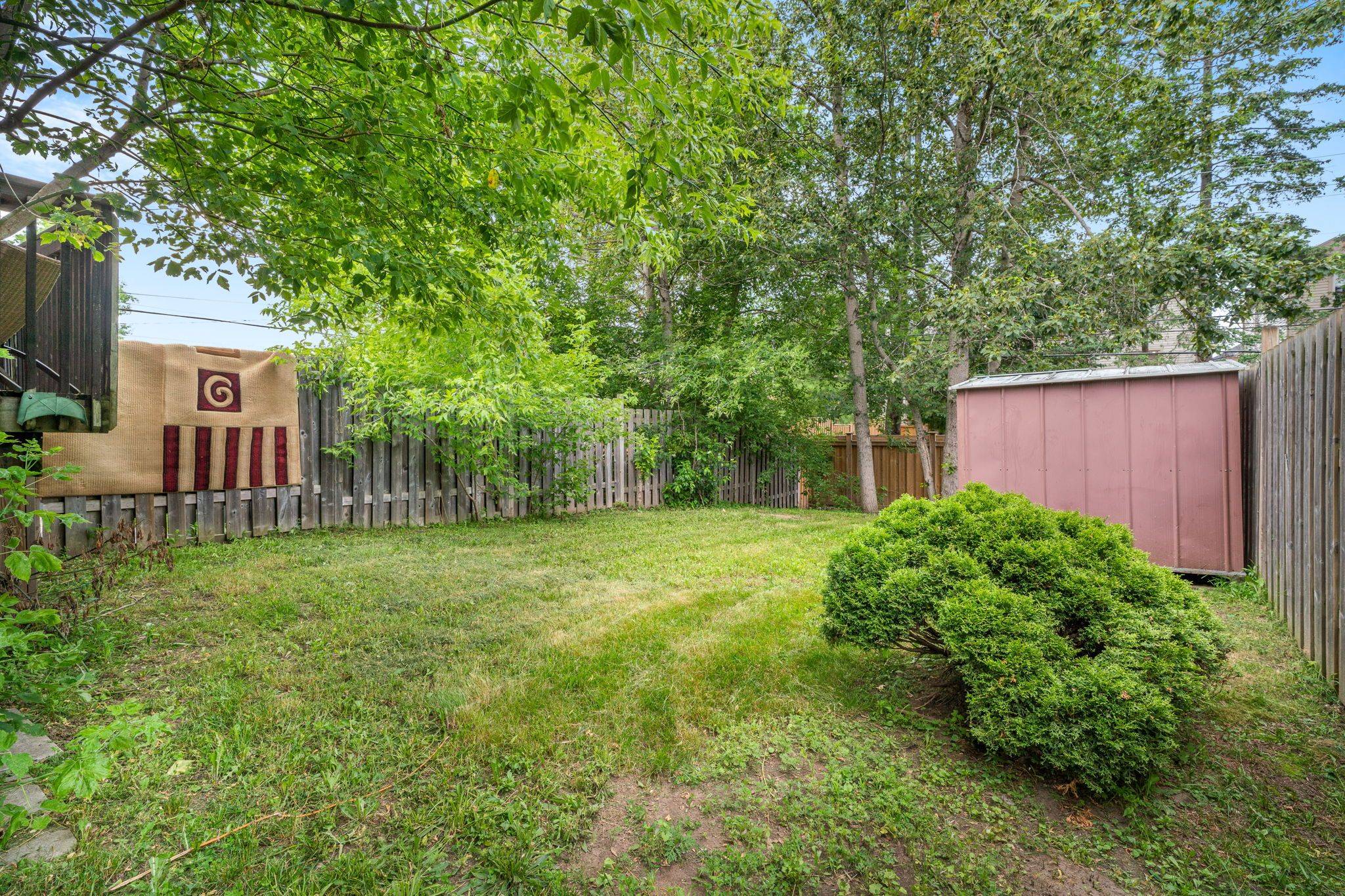 Essa, ON L0M 1B0,122 Malcolm ST