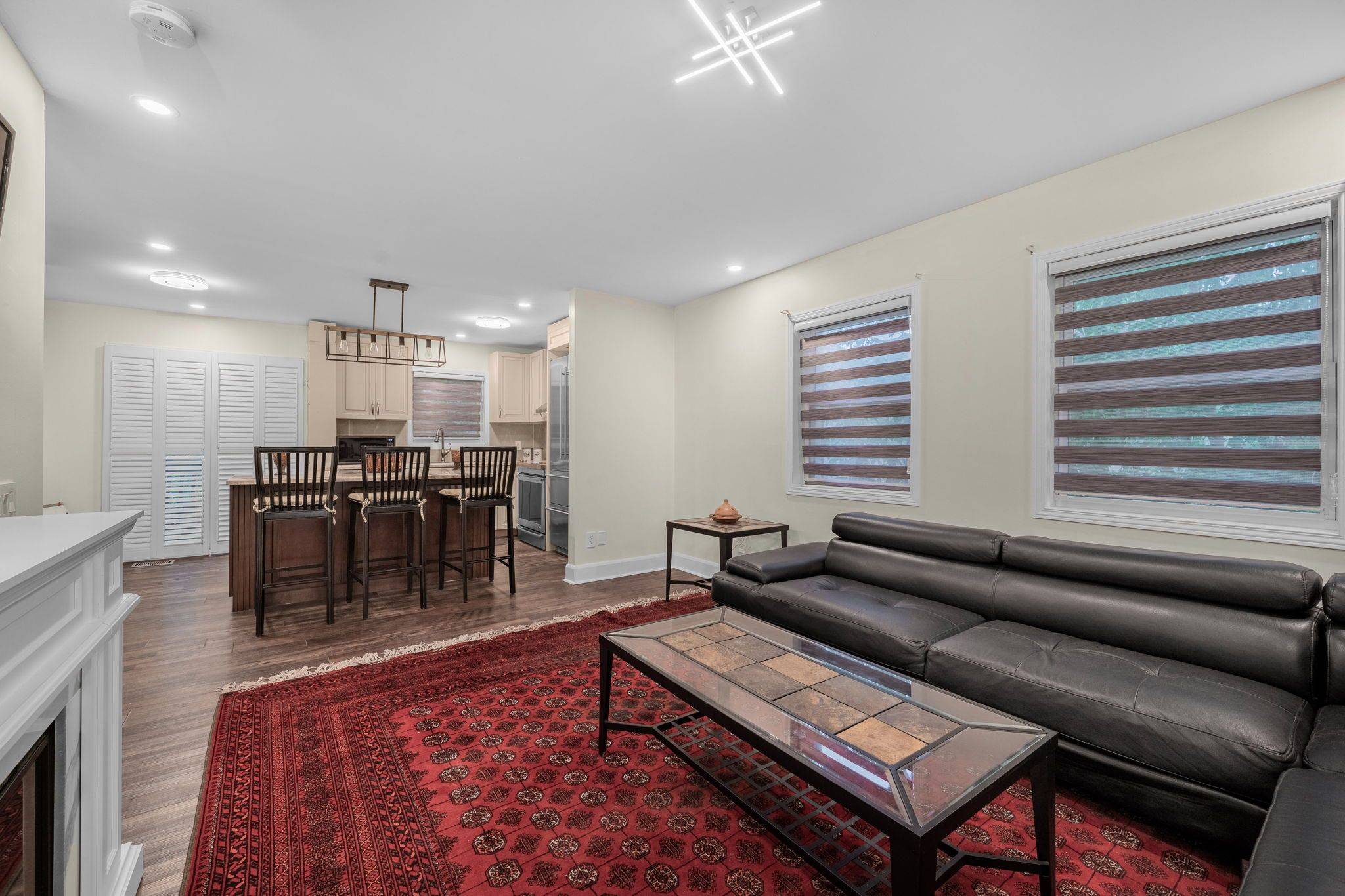 Essa, ON L0M 1B0,122 Malcolm ST