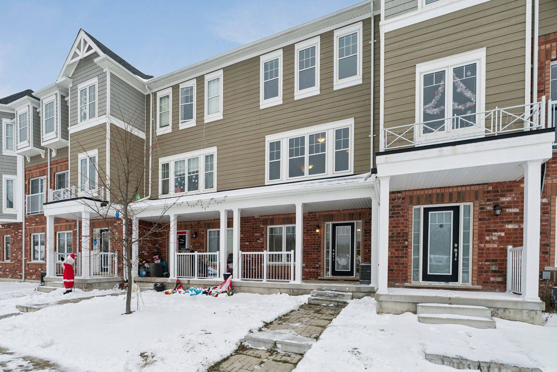 Wasaga Beach, ON L9Z 0J7,46 Village Gate DR