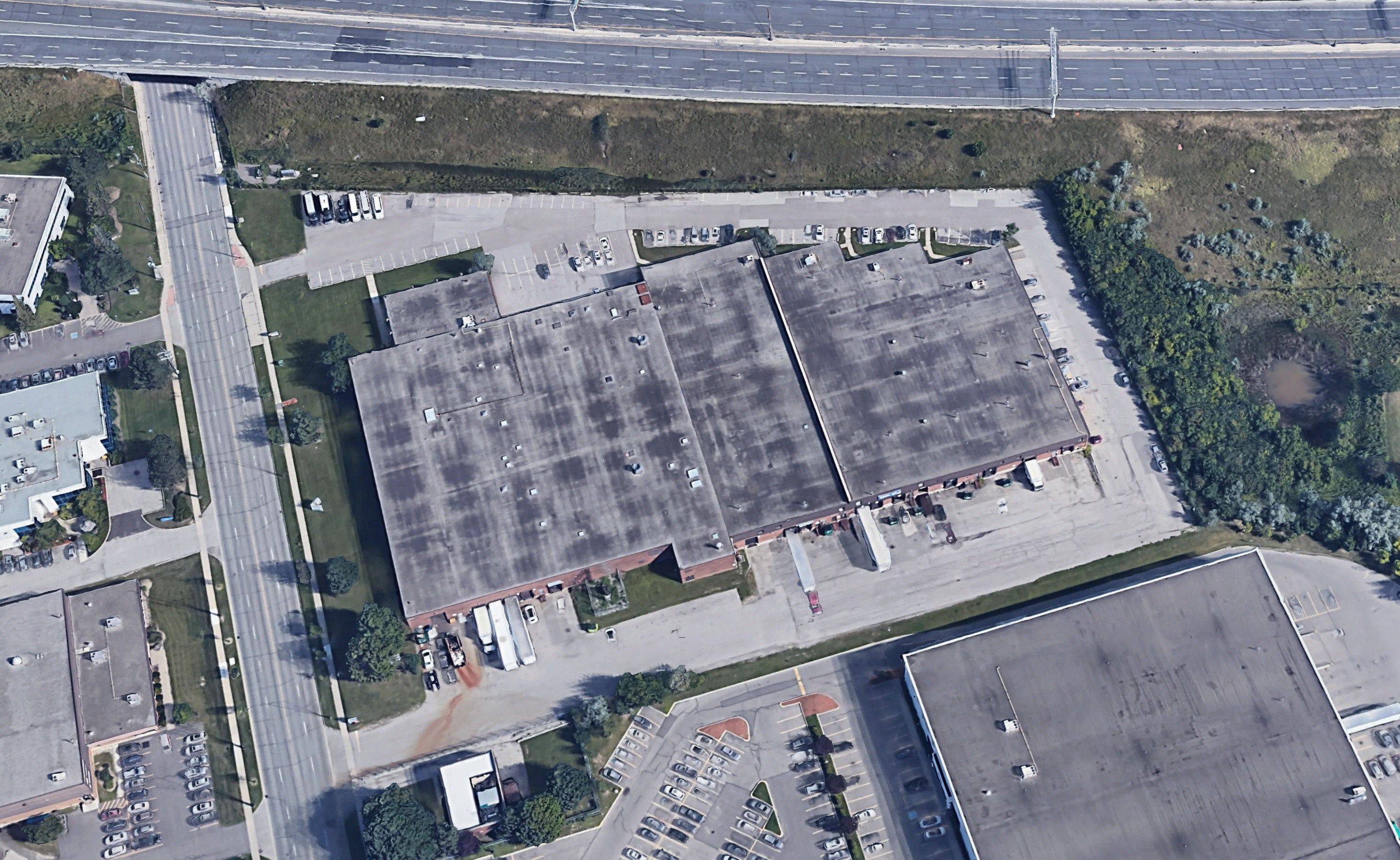 Toronto W10, ON M9W 5G8,385-387 Carlingview DR