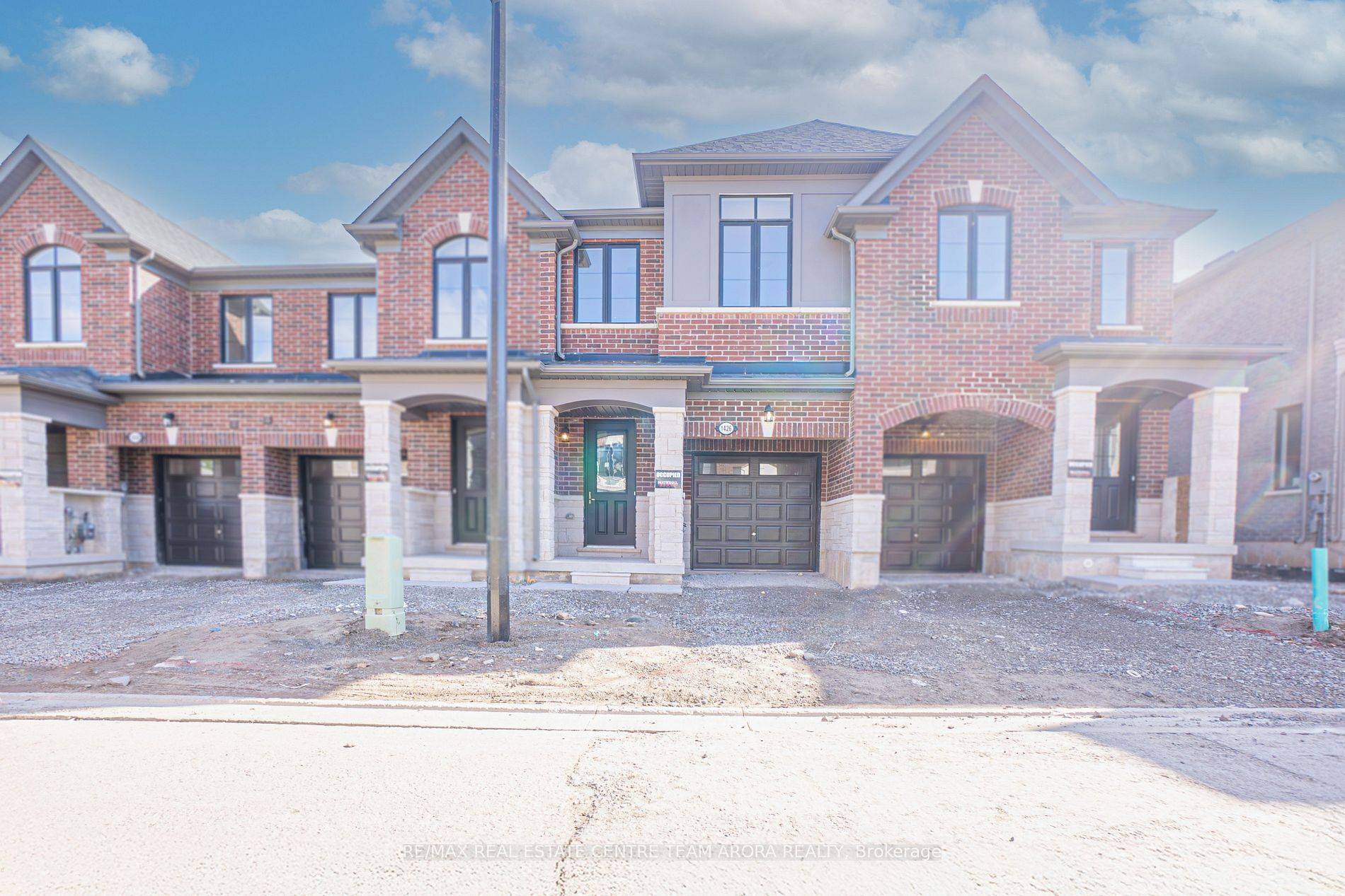 Burlington, ON L7P 0V7,1426 National Common N/A