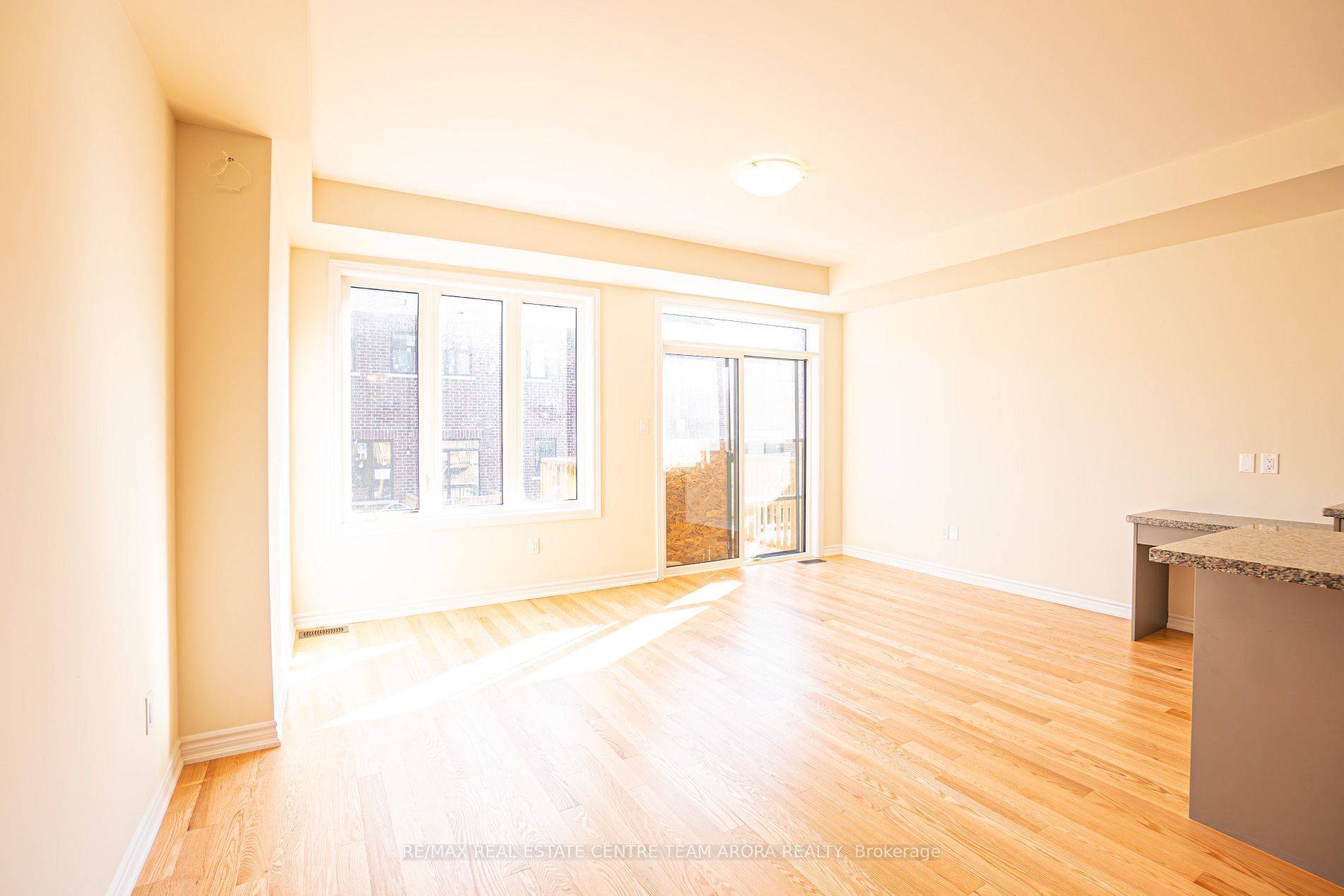 Burlington, ON L7P 0V7,1426 National Common N/A