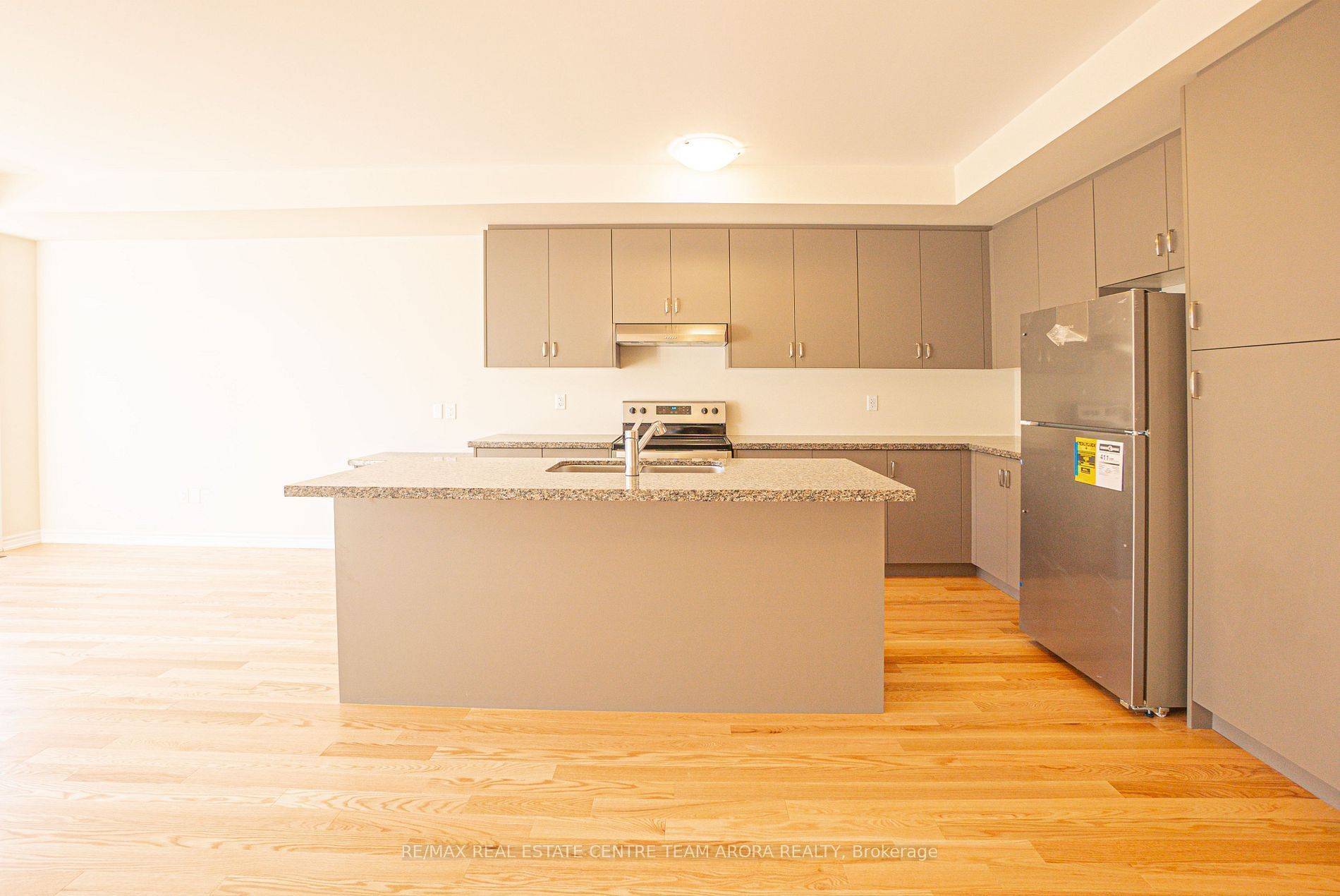 Burlington, ON L7P 0V7,1426 National Common N/A