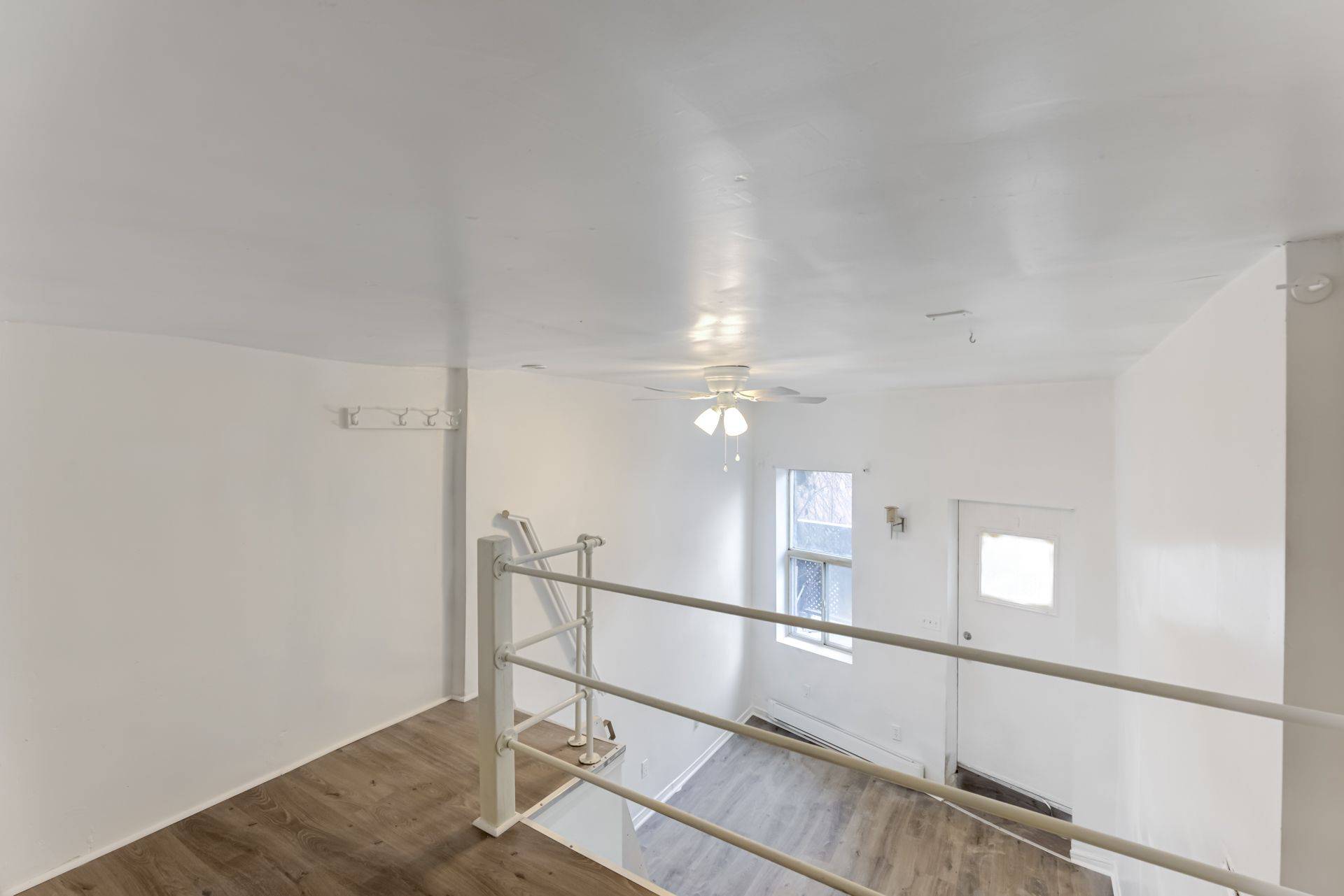 Toronto W02, ON M6P 1Z5,3042 Dundas ST W #BACK