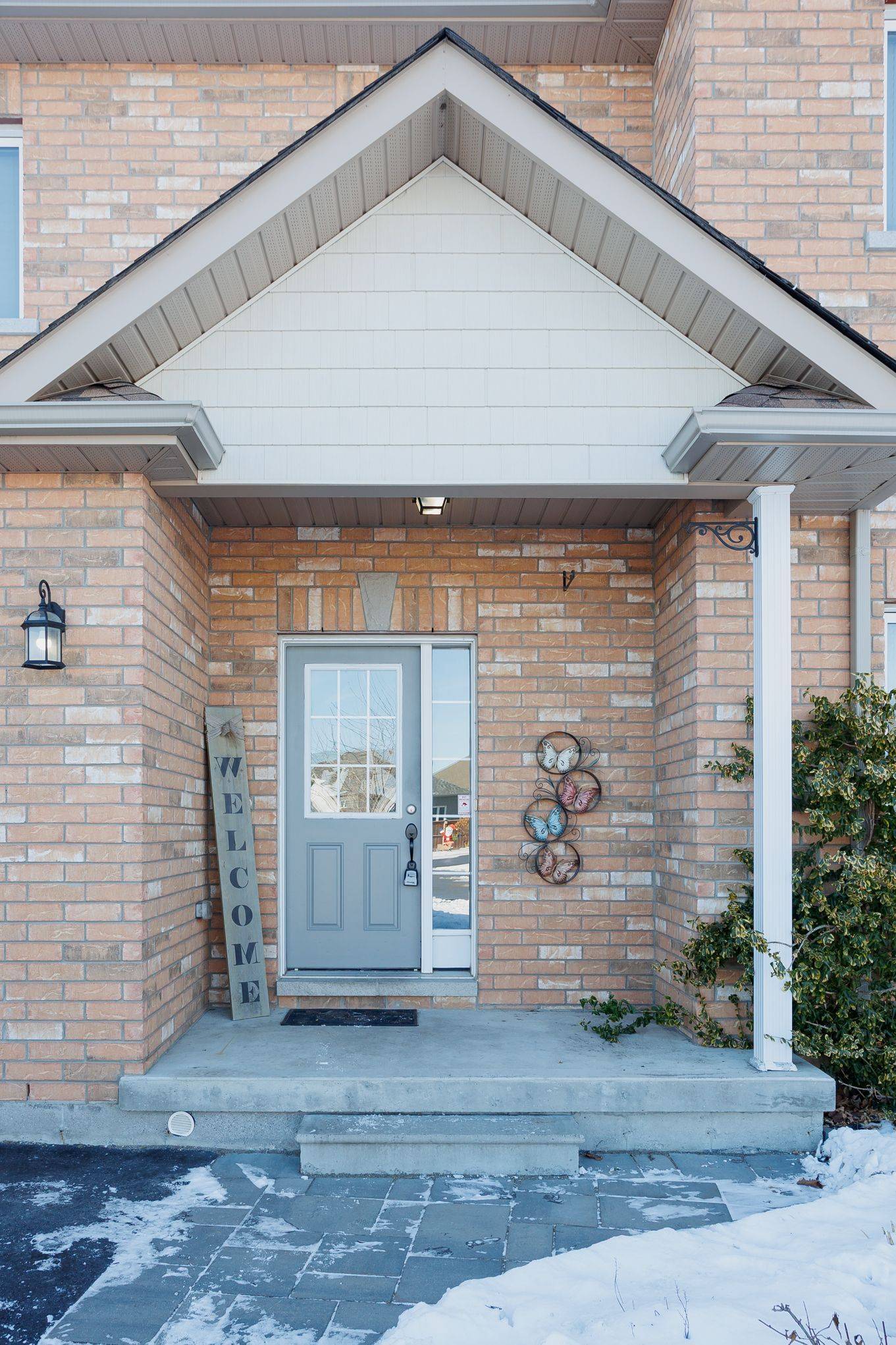 Kawartha Lakes, ON K9V 0L2,11 Moynes CT