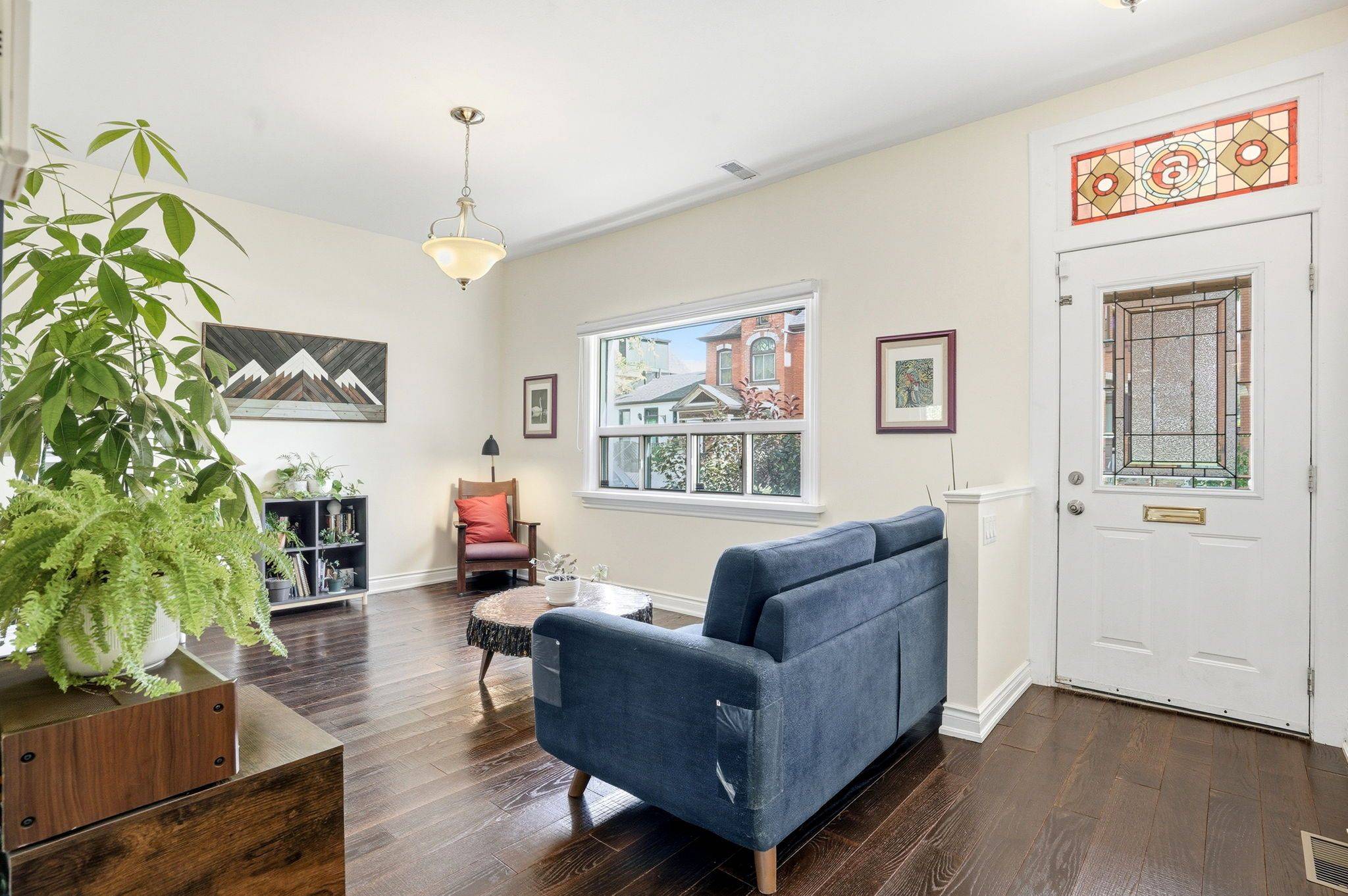 Hamilton, ON L8N 2N6,22 Liberty ST