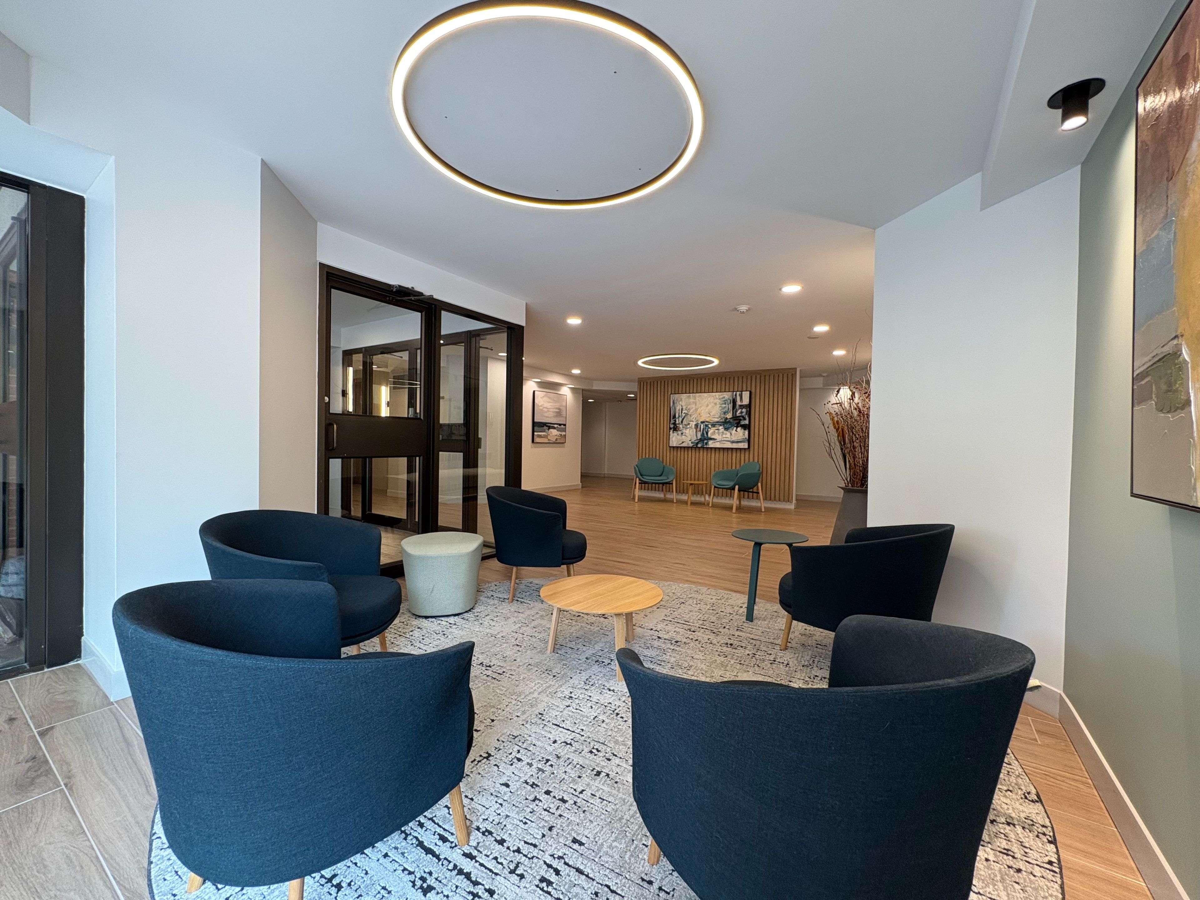 Manor Park - Cardinal Glen And Area, ON K1K 4H6,225 Alvin RD #316