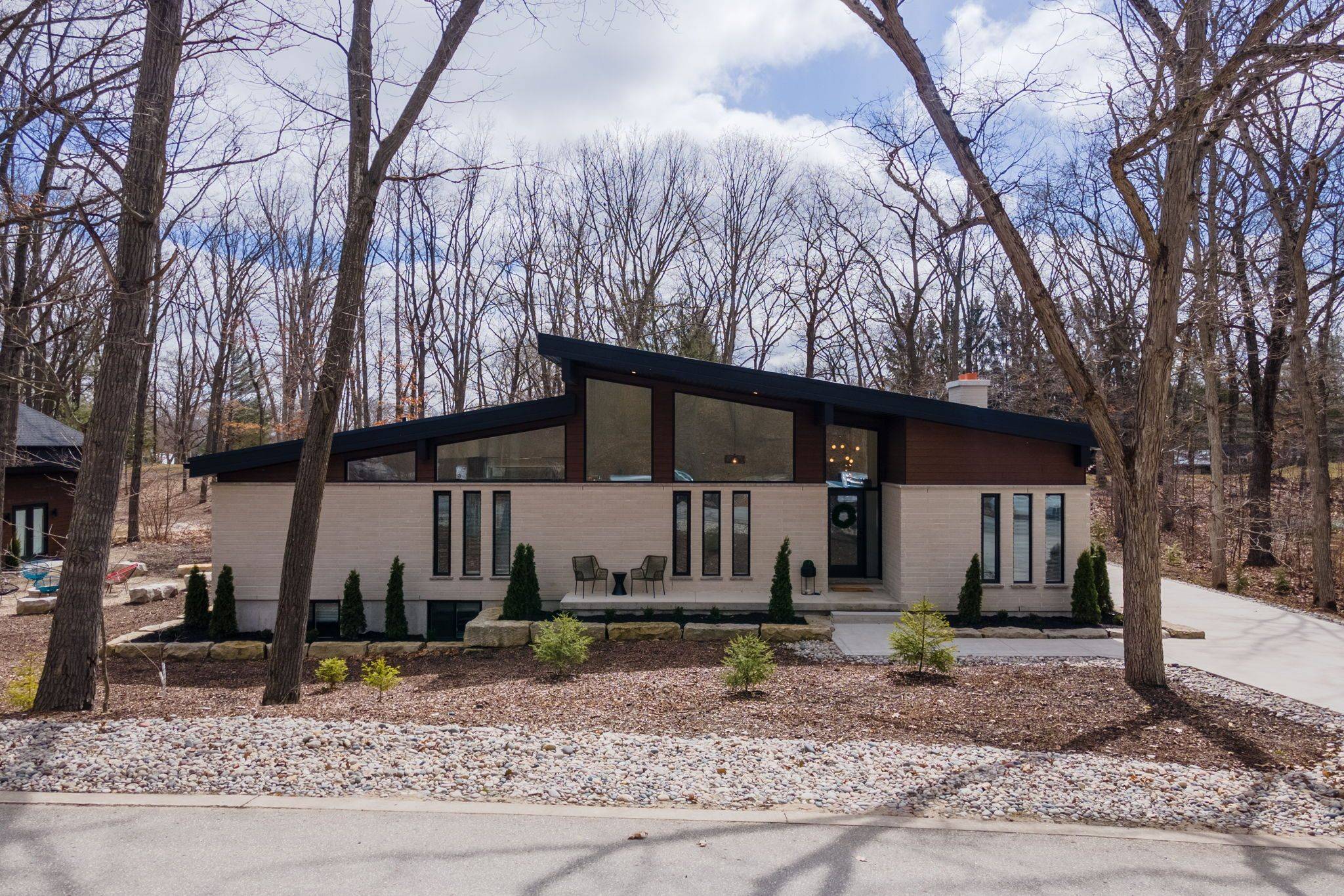 Lambton Shores, ON N0M 1T0,10107 Pinery Bluffs RD