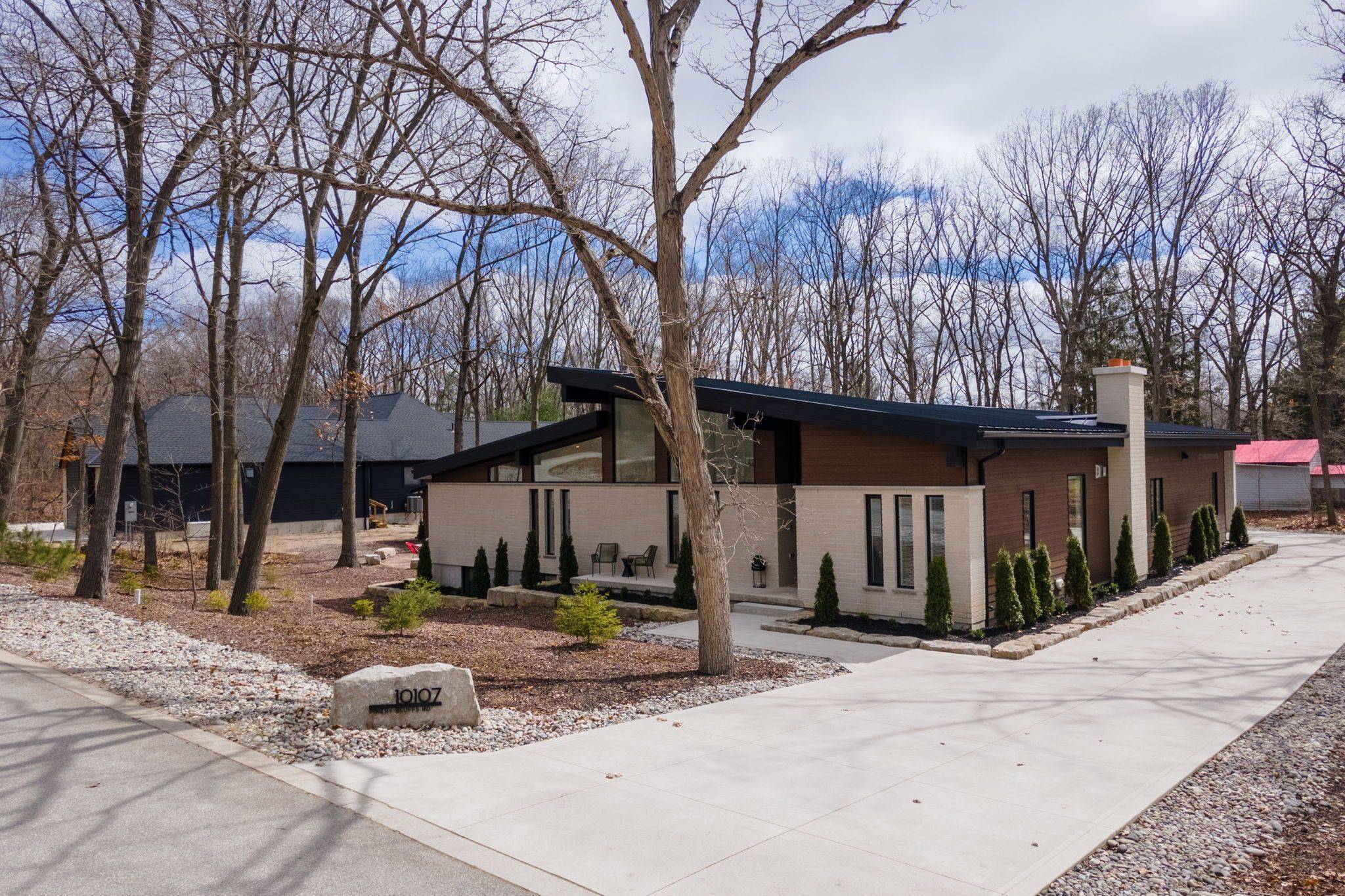 Lambton Shores, ON N0M 1T0,10107 Pinery Bluffs RD