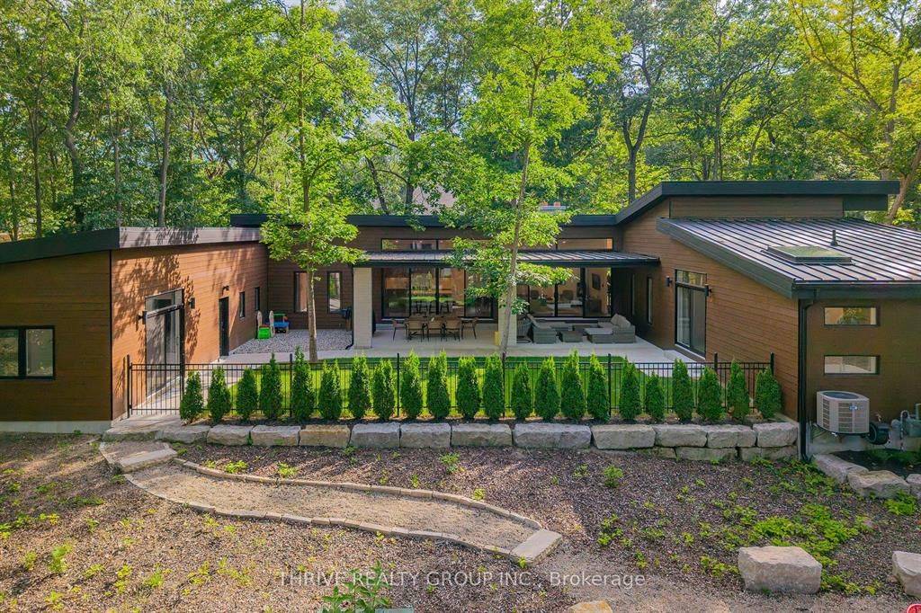 Lambton Shores, ON N0M 1T0,10107 Pinery Bluffs RD